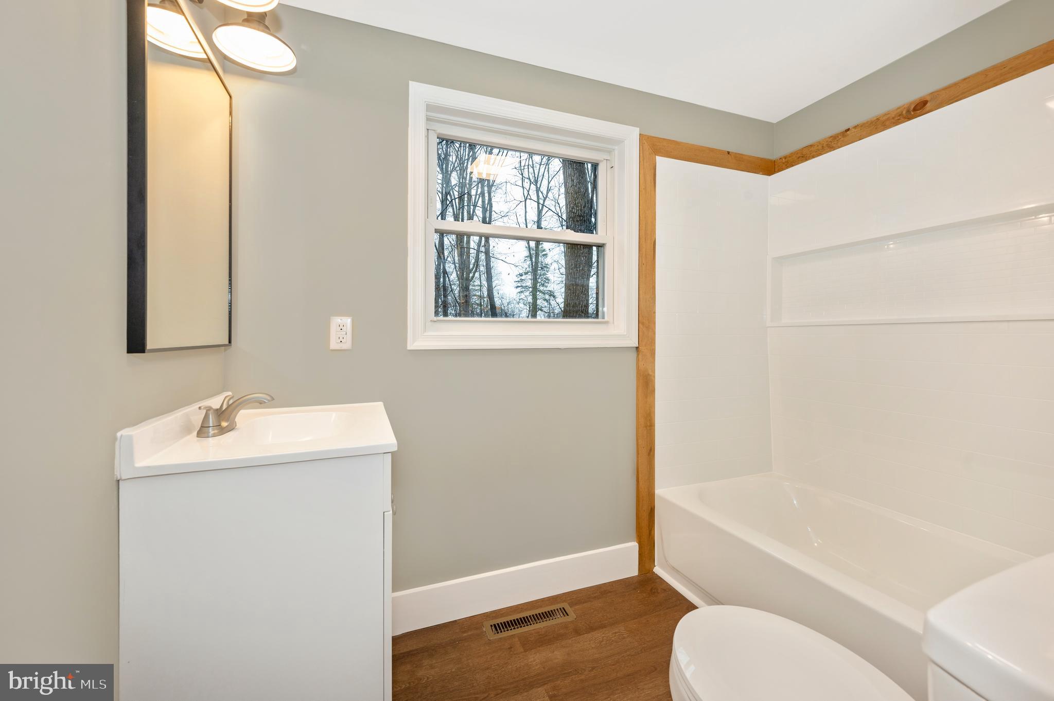 THE WOODS - Residential