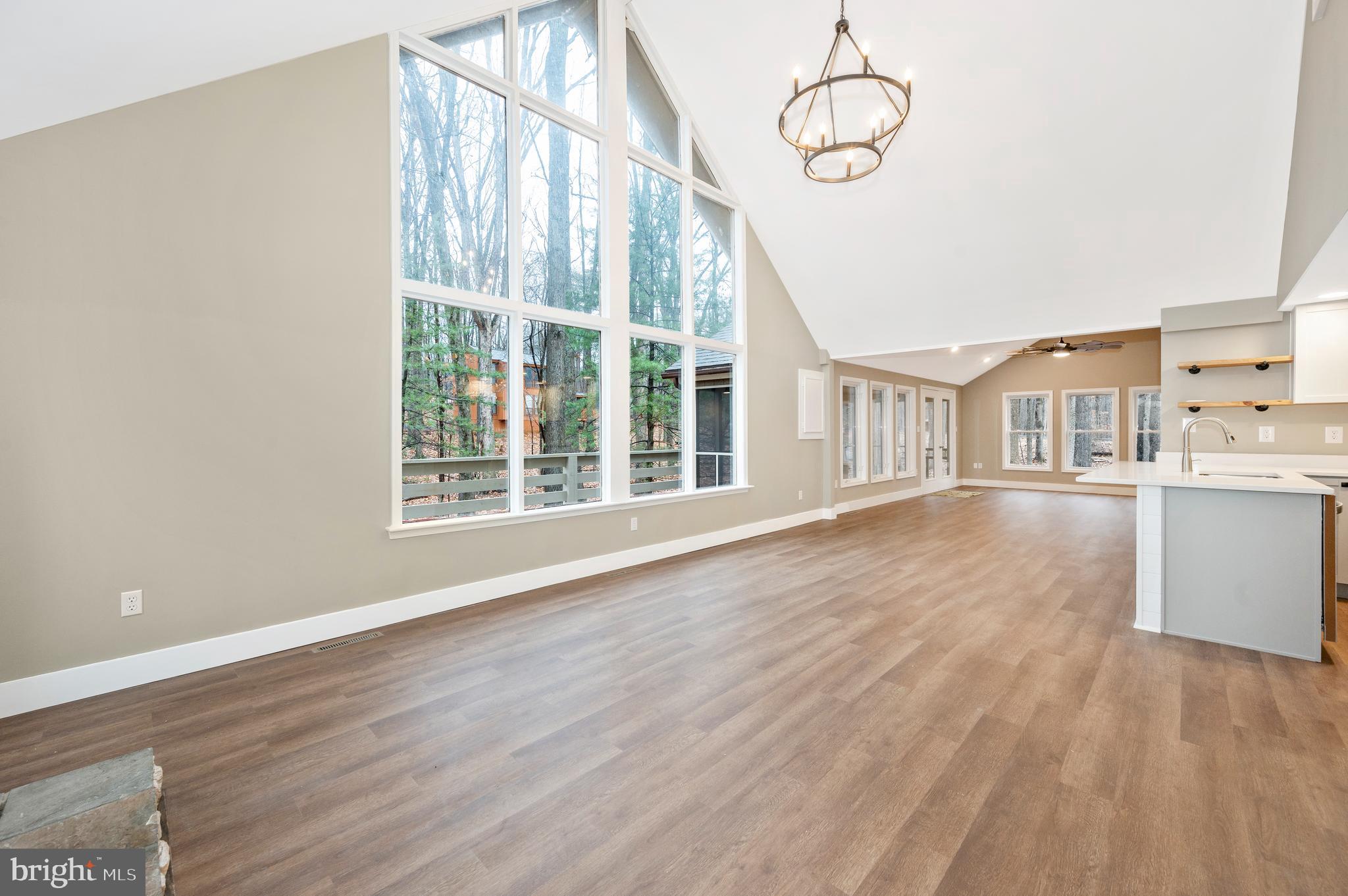 THE WOODS - Residential