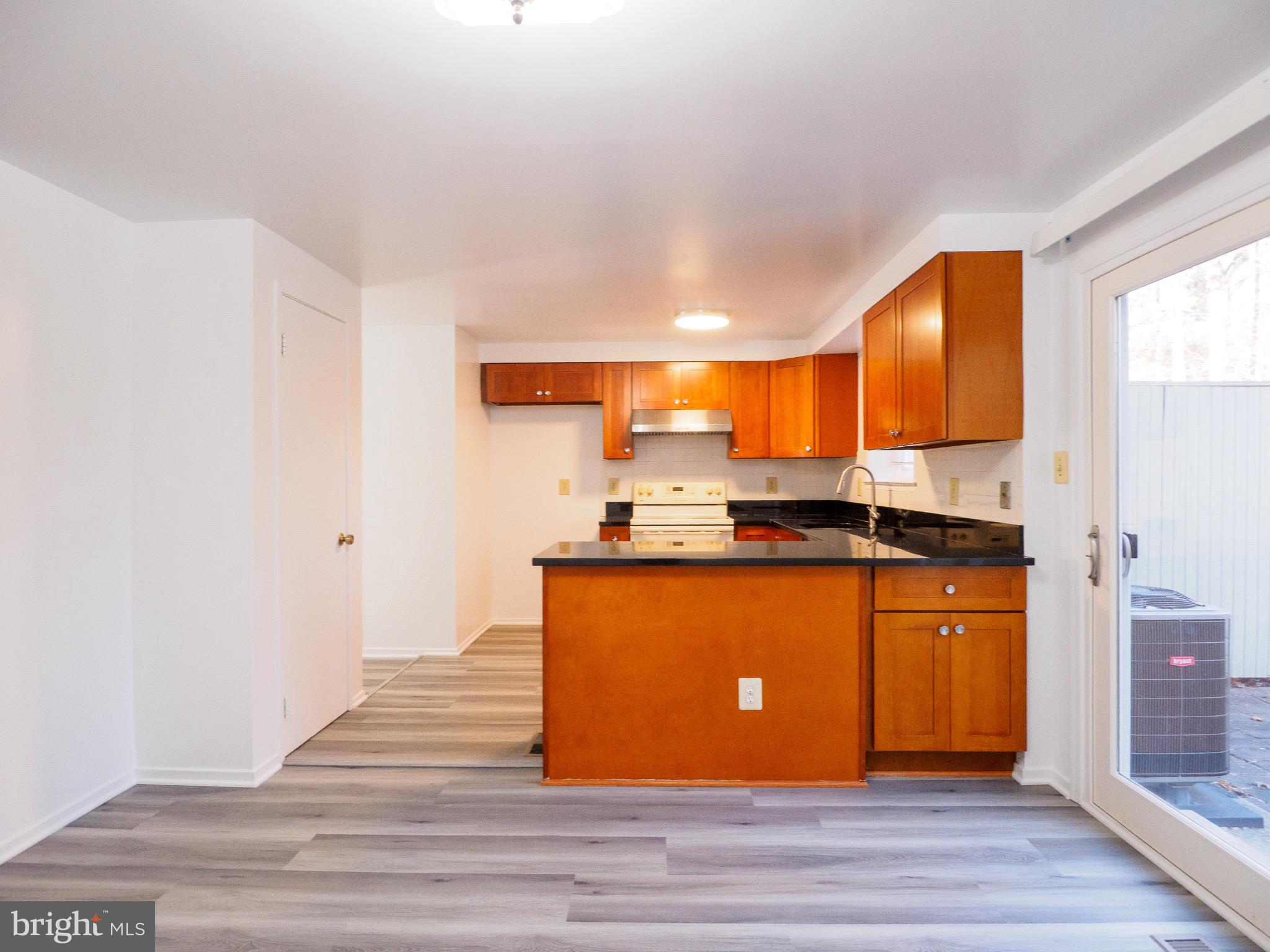 FLINTS GROVE - Residential Lease