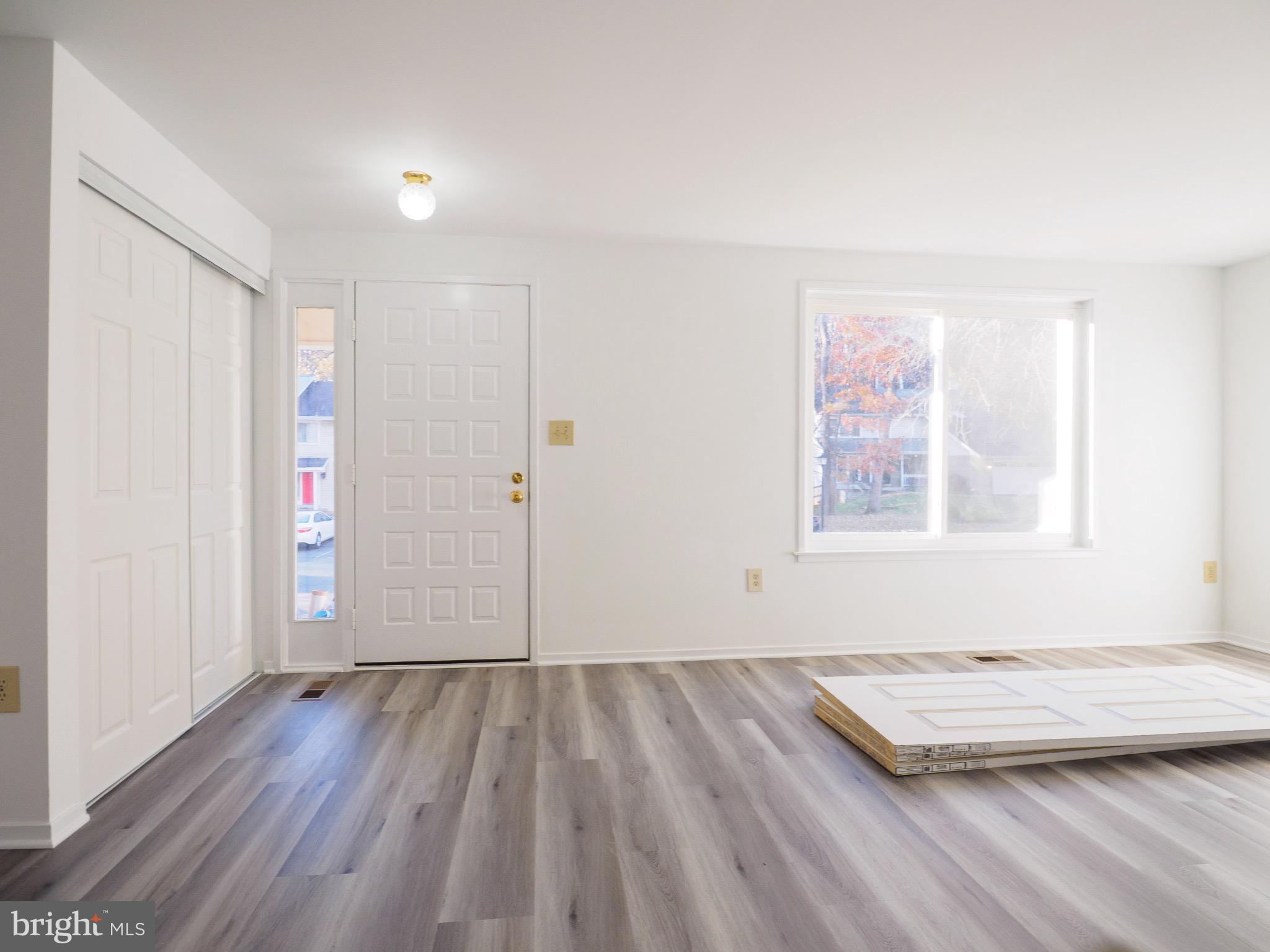 FLINTS GROVE - Residential Lease