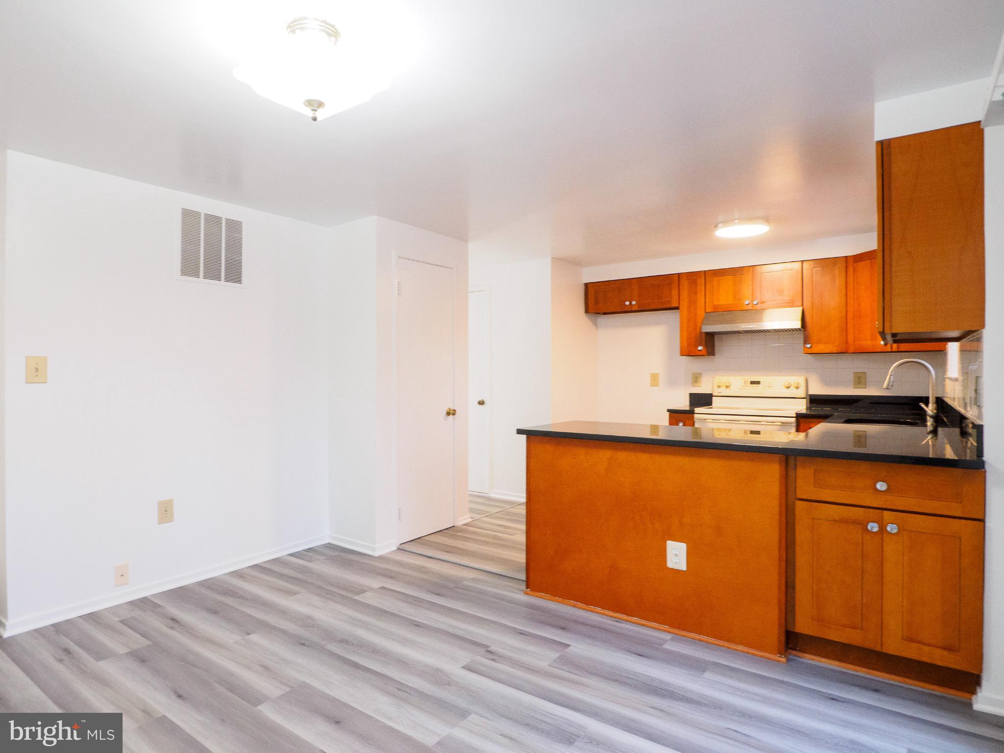 FLINTS GROVE - Residential Lease