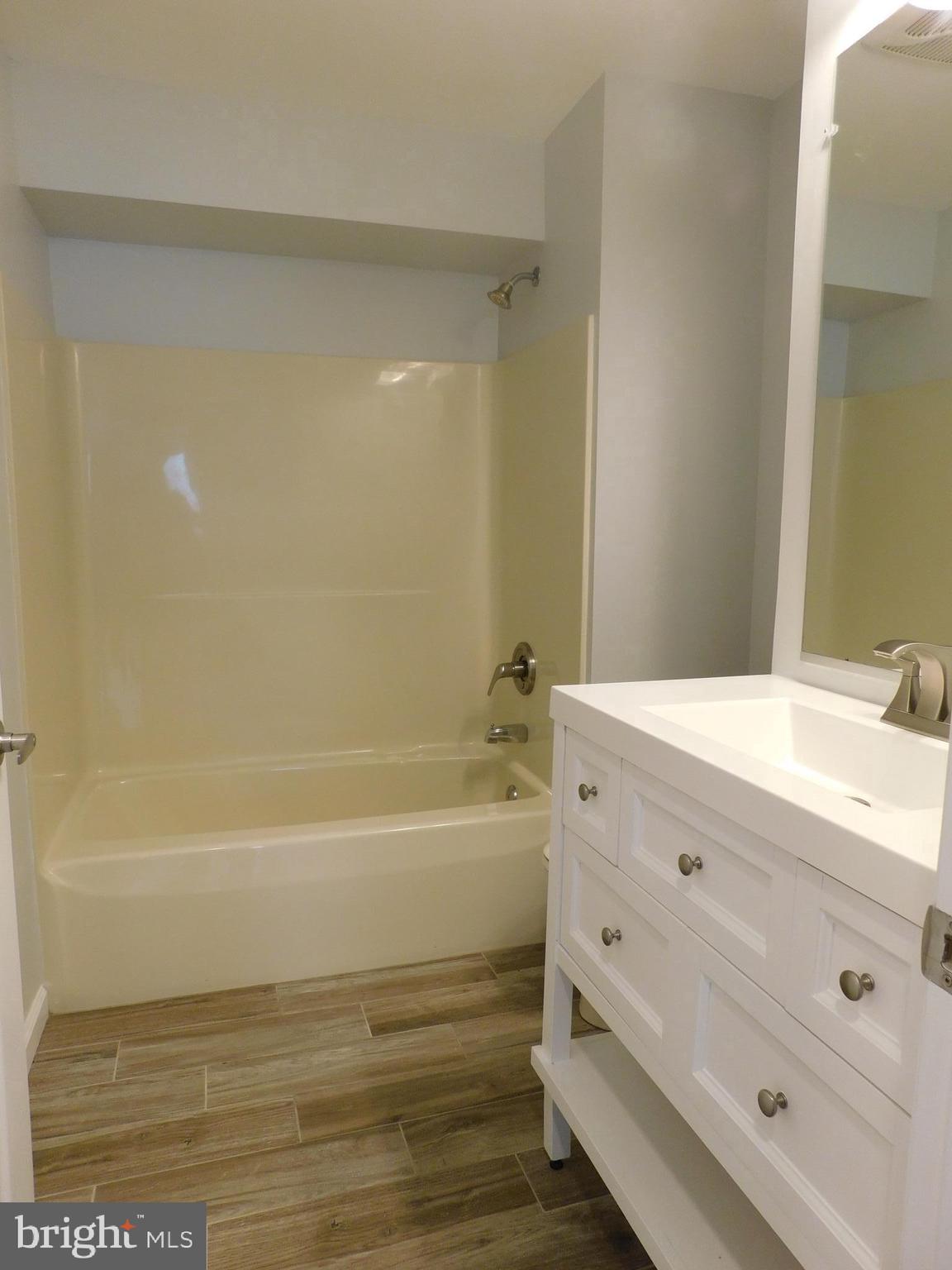 SPENCEOLA FARMS - Residential Lease