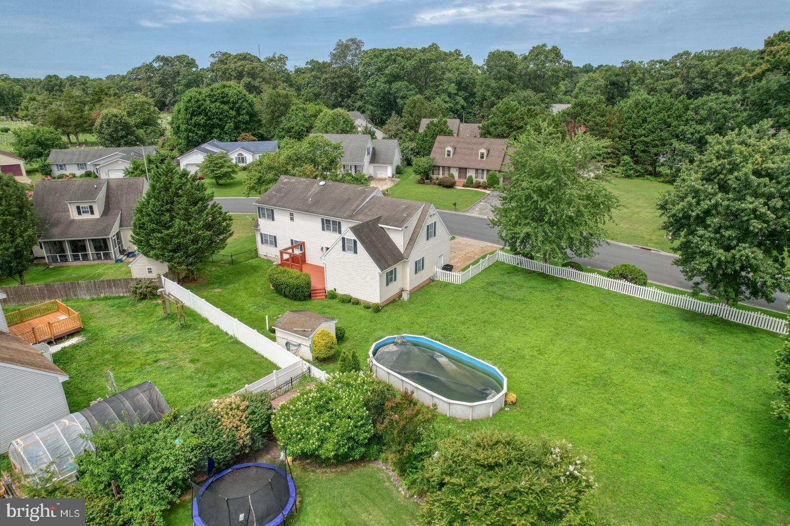 309 W LONDON AVENUE