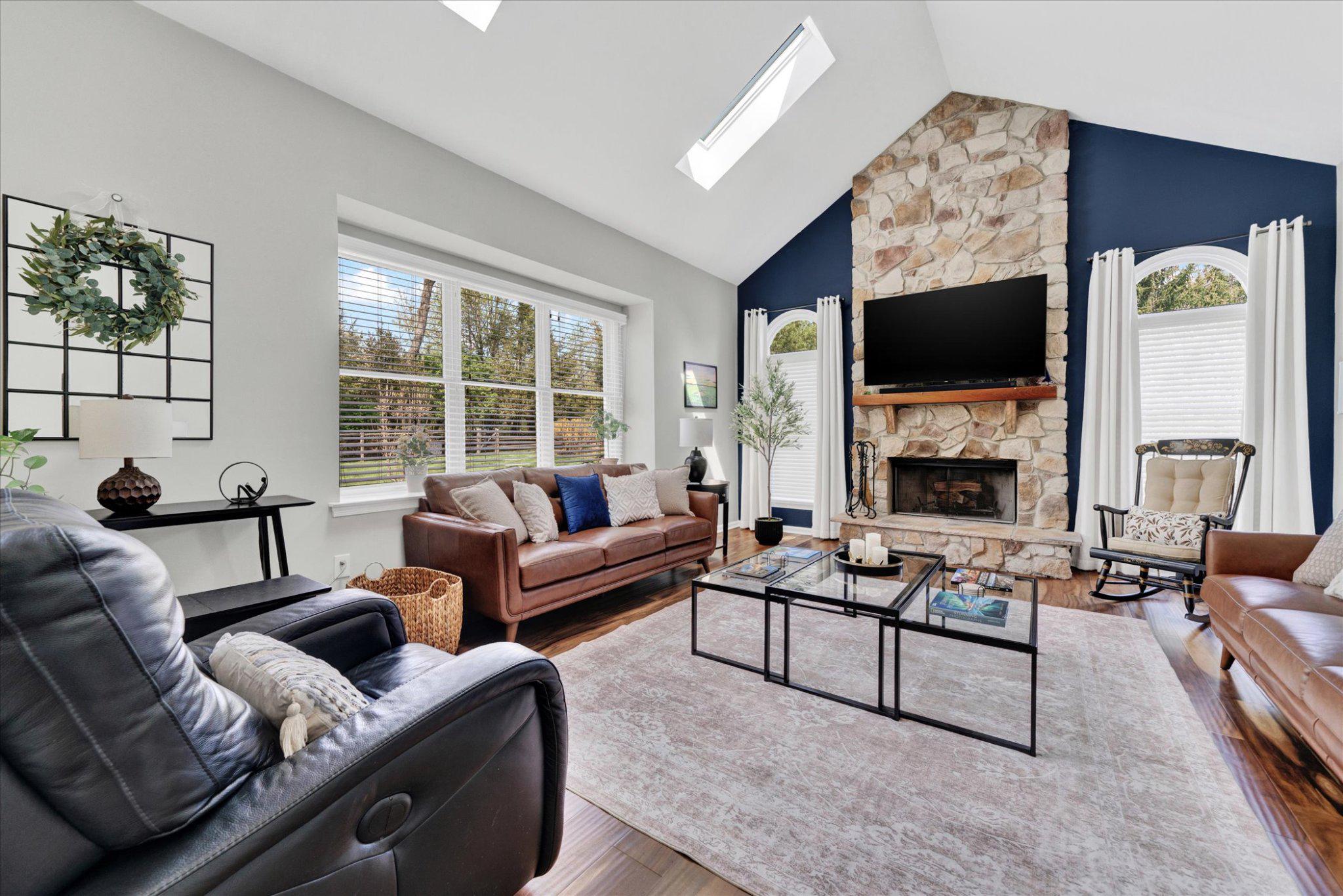 COLD SPRING HUNT - Residential