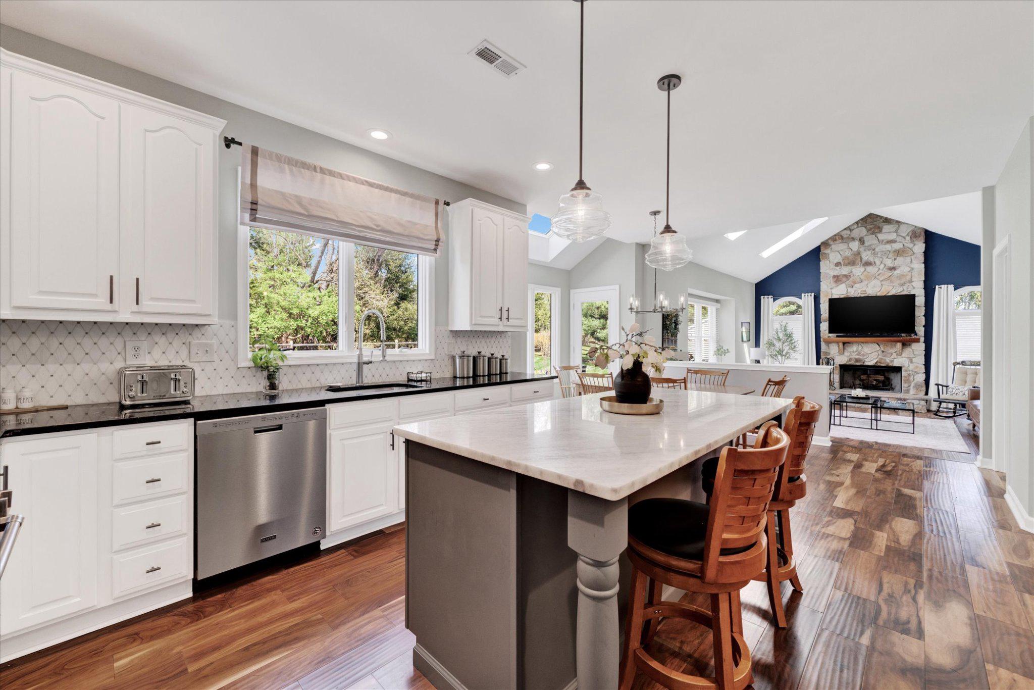 COLD SPRING HUNT - Residential