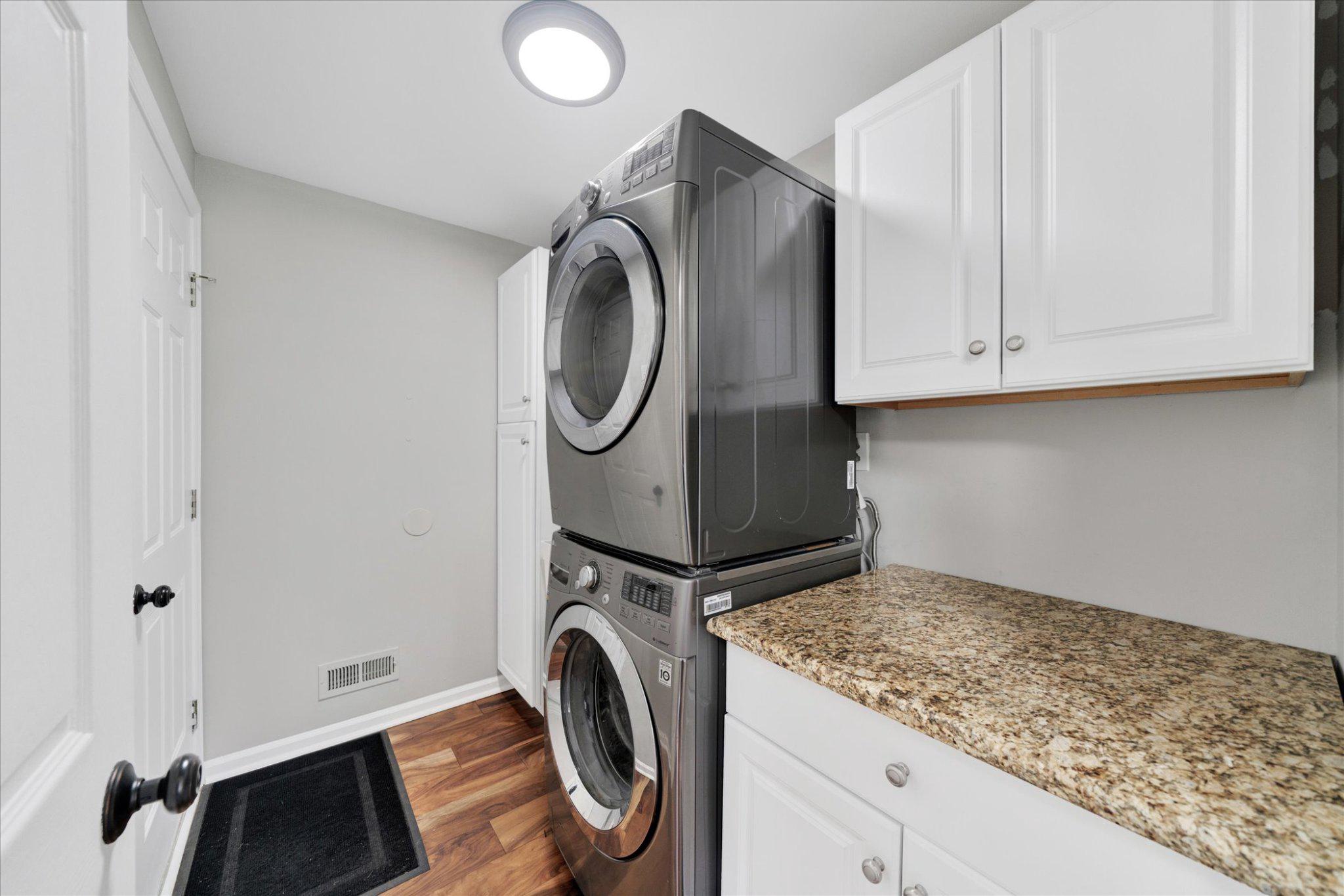 COLD SPRING HUNT - Residential