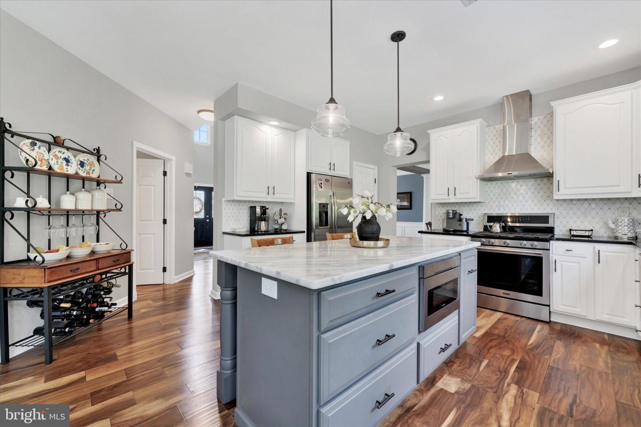 COLD SPRING HUNT - Residential