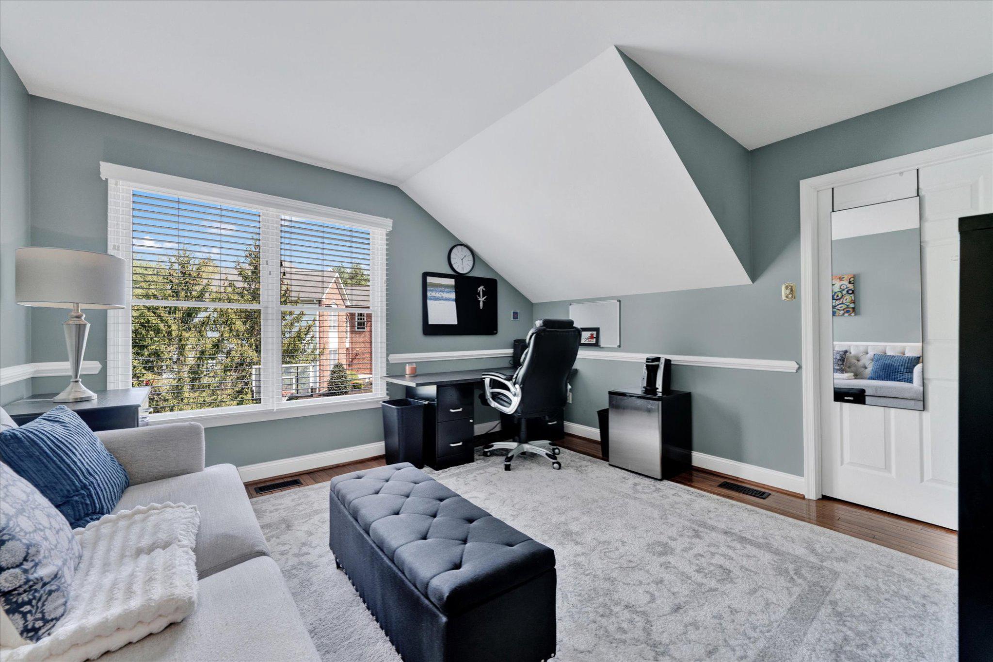 COLD SPRING HUNT - Residential