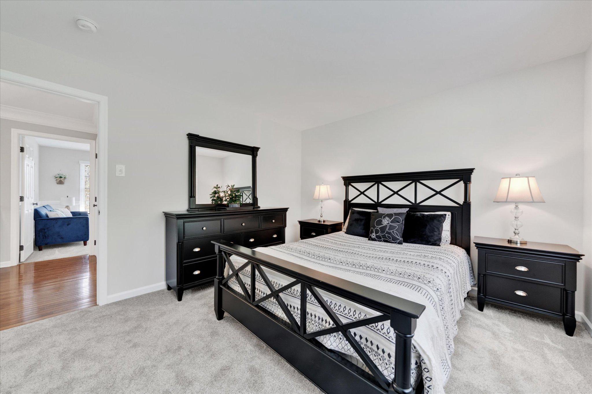 COLD SPRING HUNT - Residential