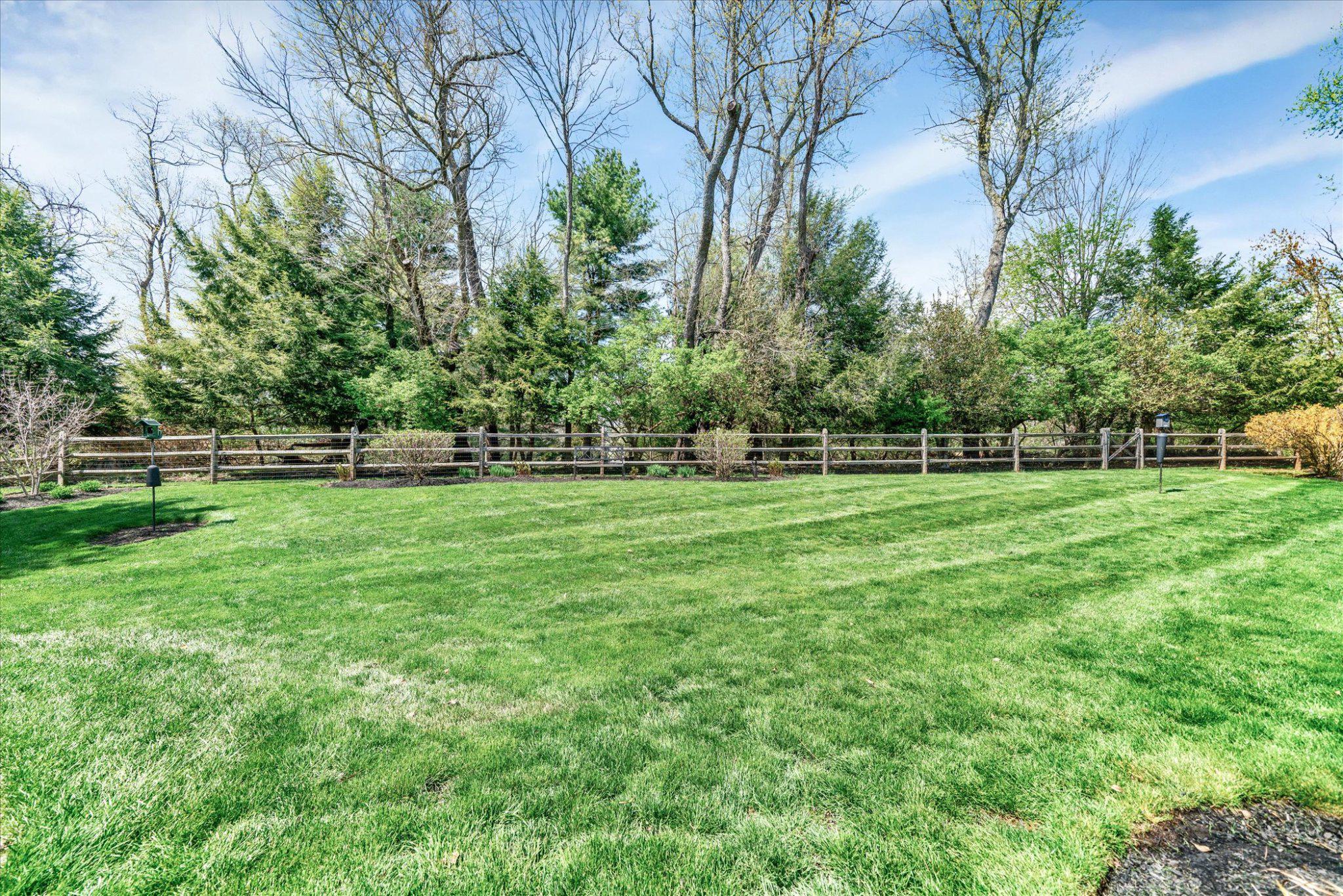 COLD SPRING HUNT - Residential