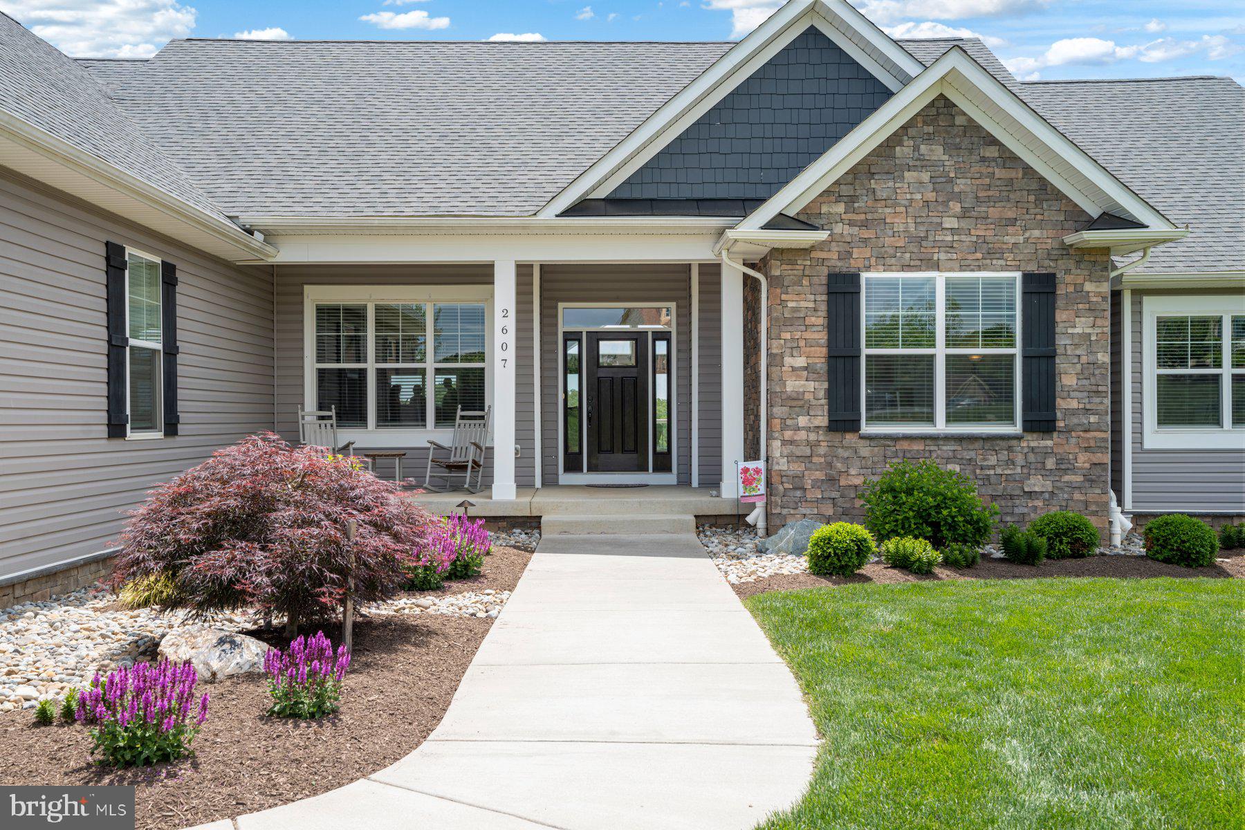 2607 GARSTLYNN COURT
