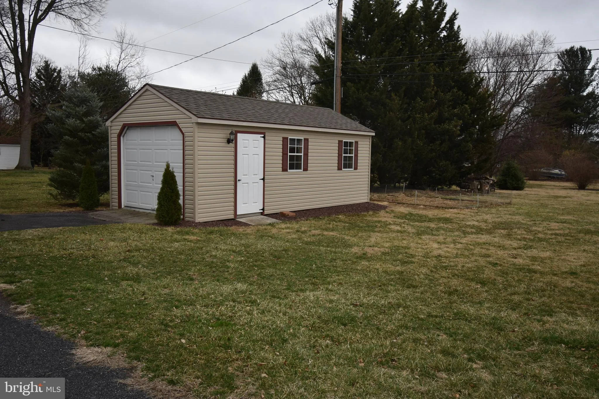 Lititz, Pennsylvania 17543, United States, 3 Bedrooms Bedrooms, ,1 BathroomBathrooms,Residential,Pending,89425