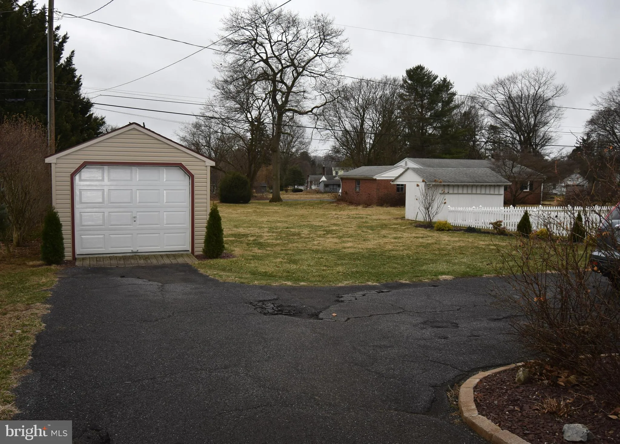 Lititz, Pennsylvania 17543, United States, 3 Bedrooms Bedrooms, ,1 BathroomBathrooms,Residential,Pending,89425