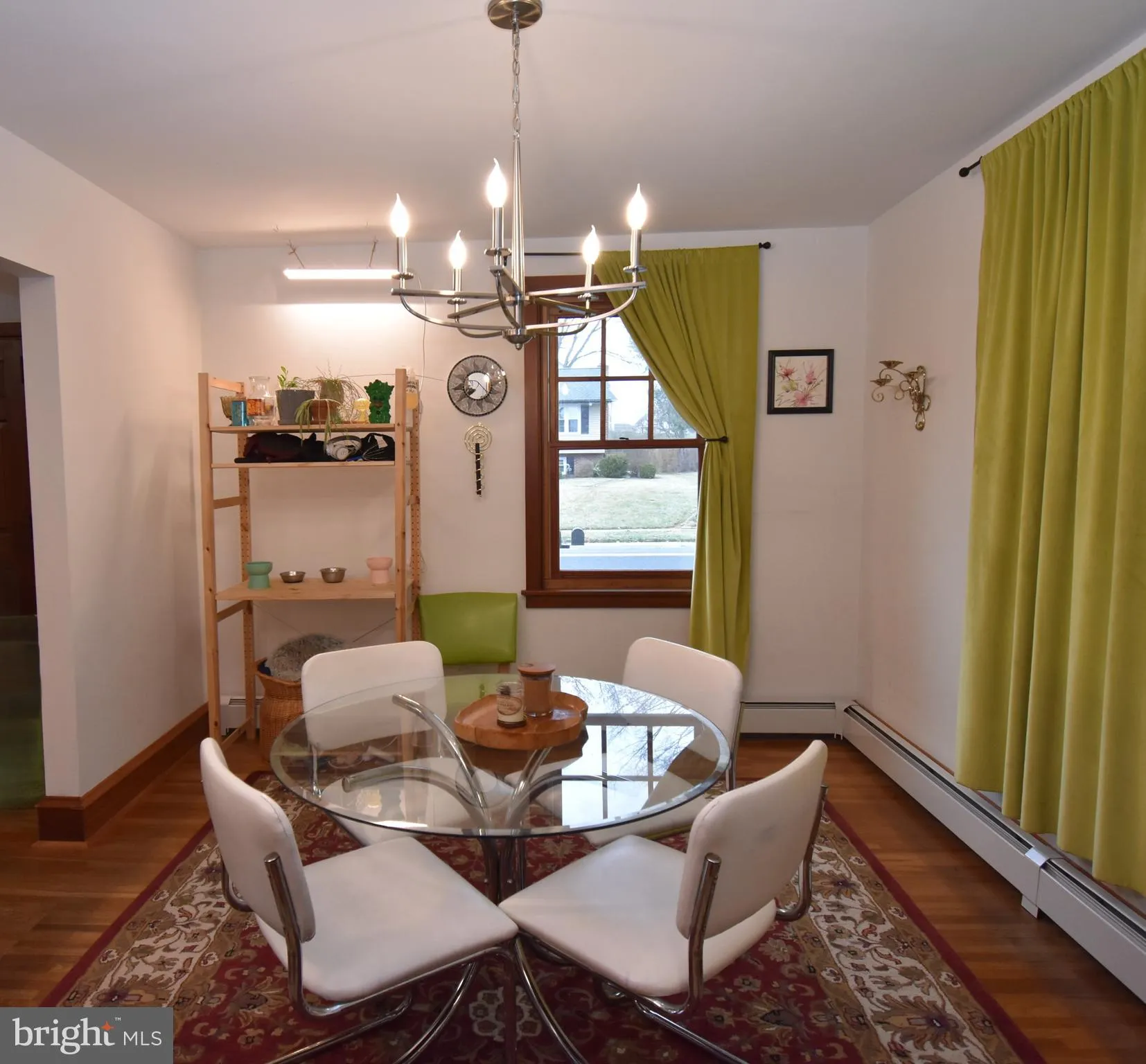 Lititz, Pennsylvania 17543, United States, 3 Bedrooms Bedrooms, ,1 BathroomBathrooms,Residential,Pending,89425