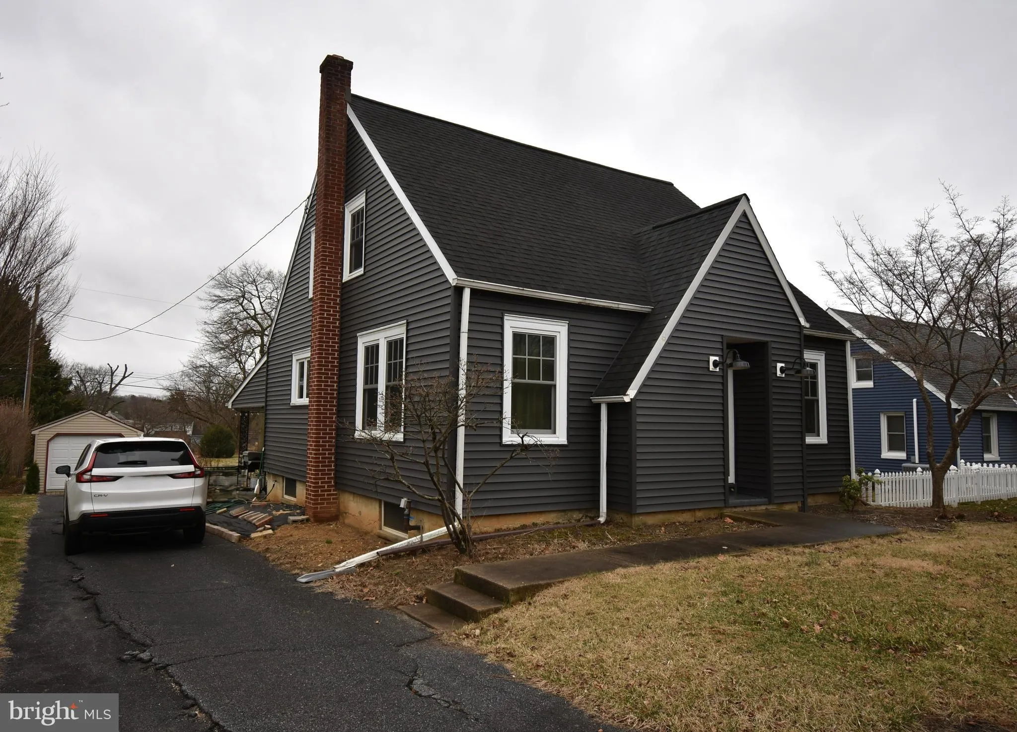 Lititz, Pennsylvania 17543, United States, 3 Bedrooms Bedrooms, ,1 BathroomBathrooms,Residential,Pending,89425