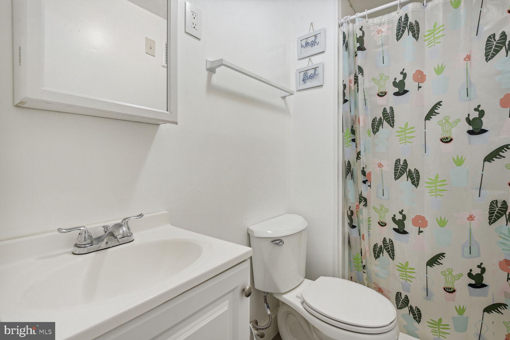 CHARLENE - Residential