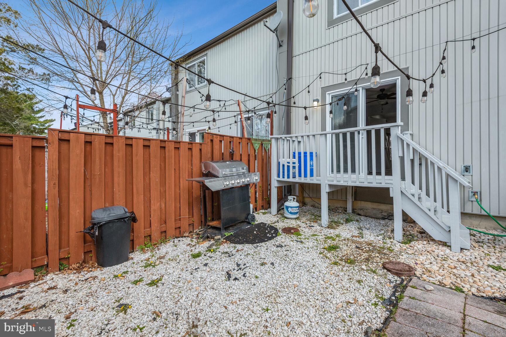 CHARLENE - Residential