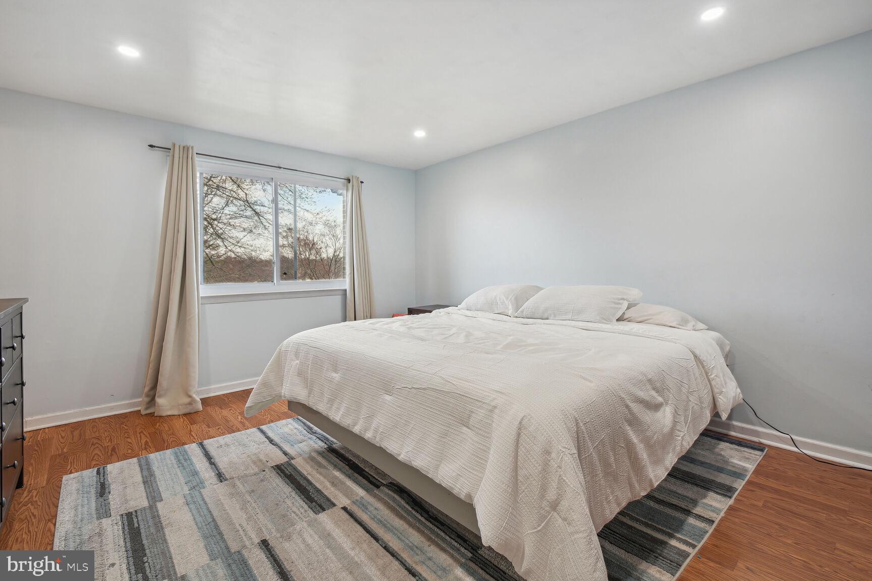 CHARLENE - Residential