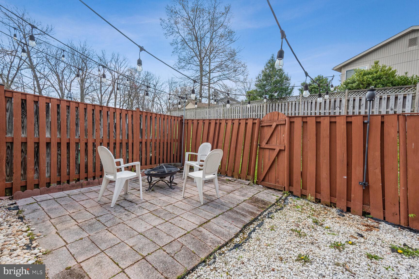 CHARLENE - Residential