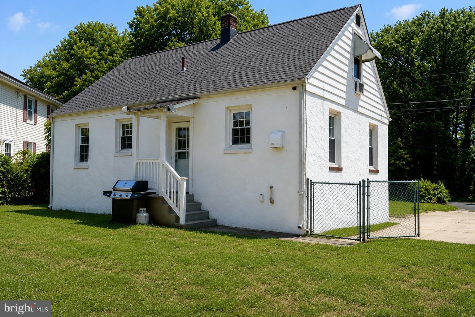 181 CROSSLAND AVENUE