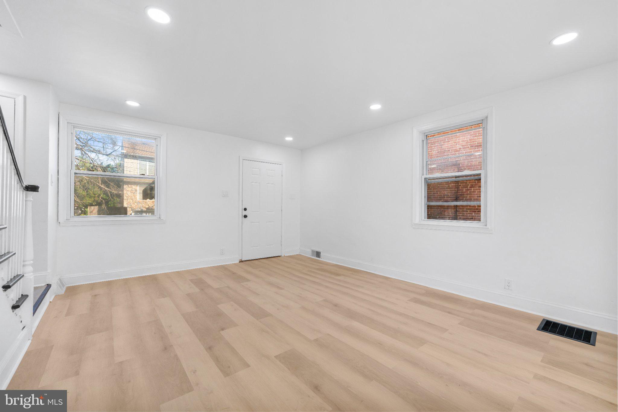 COLLINGDALE - Residential