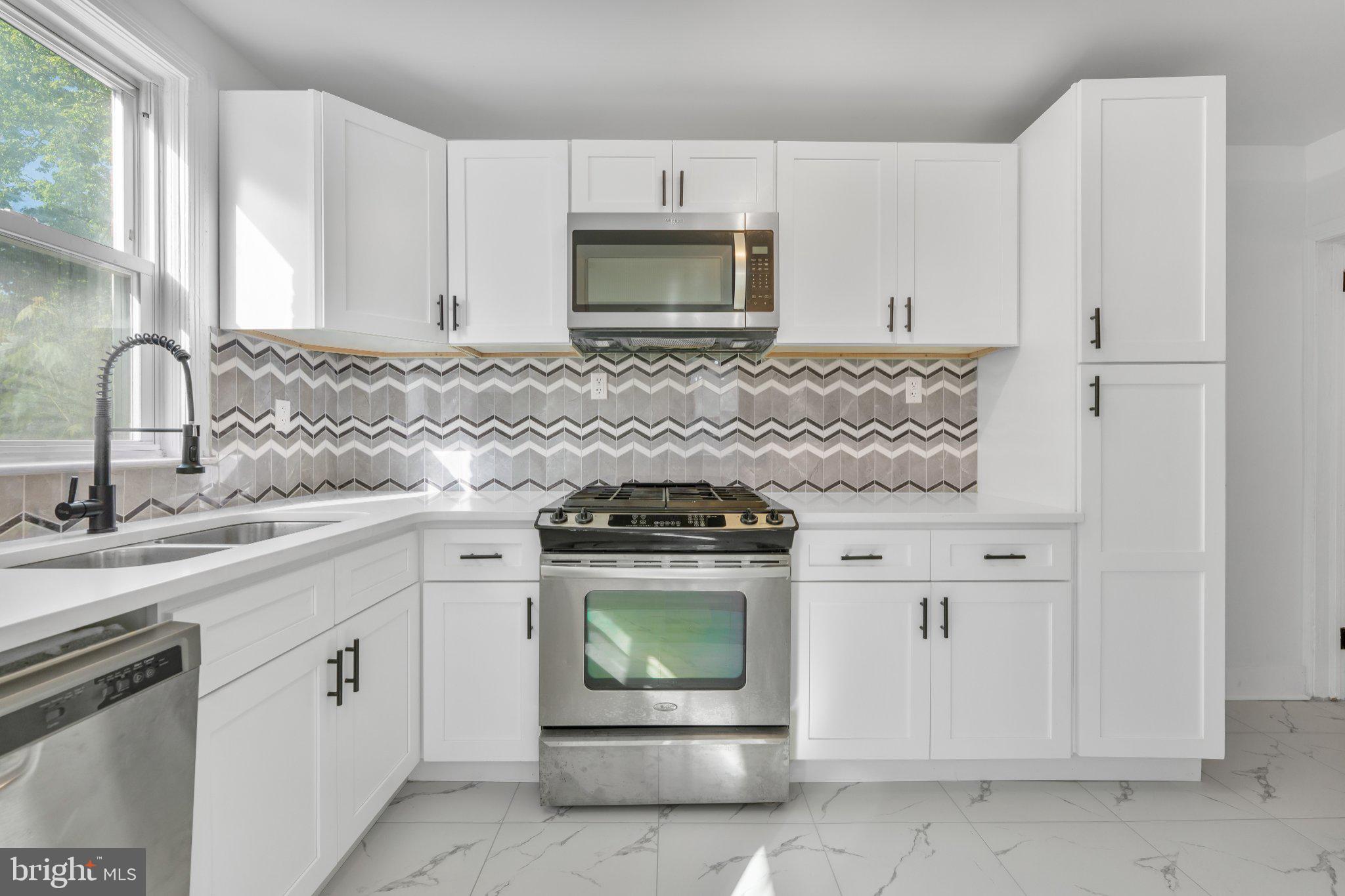 COLLINGDALE - Residential