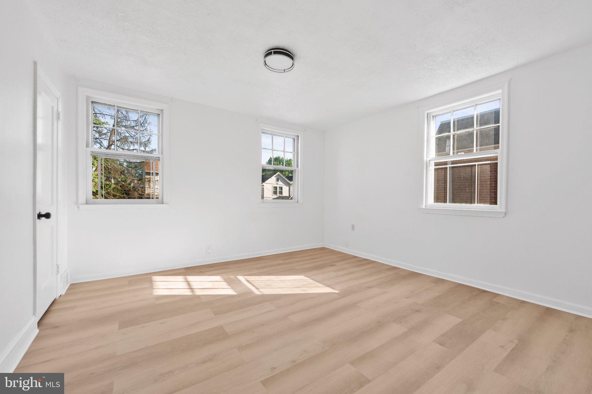 COLLINGDALE - Residential