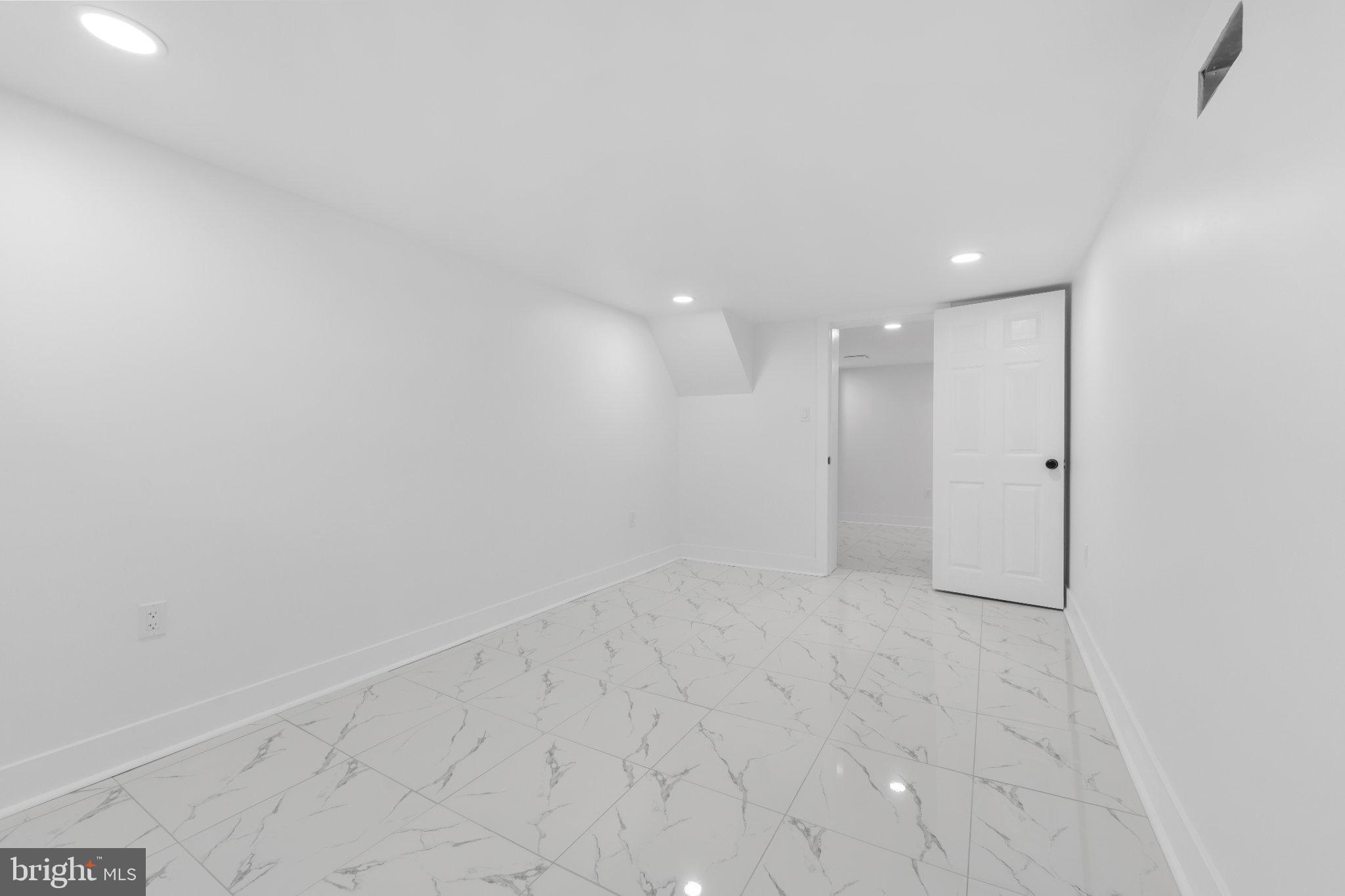 COLLINGDALE - Residential