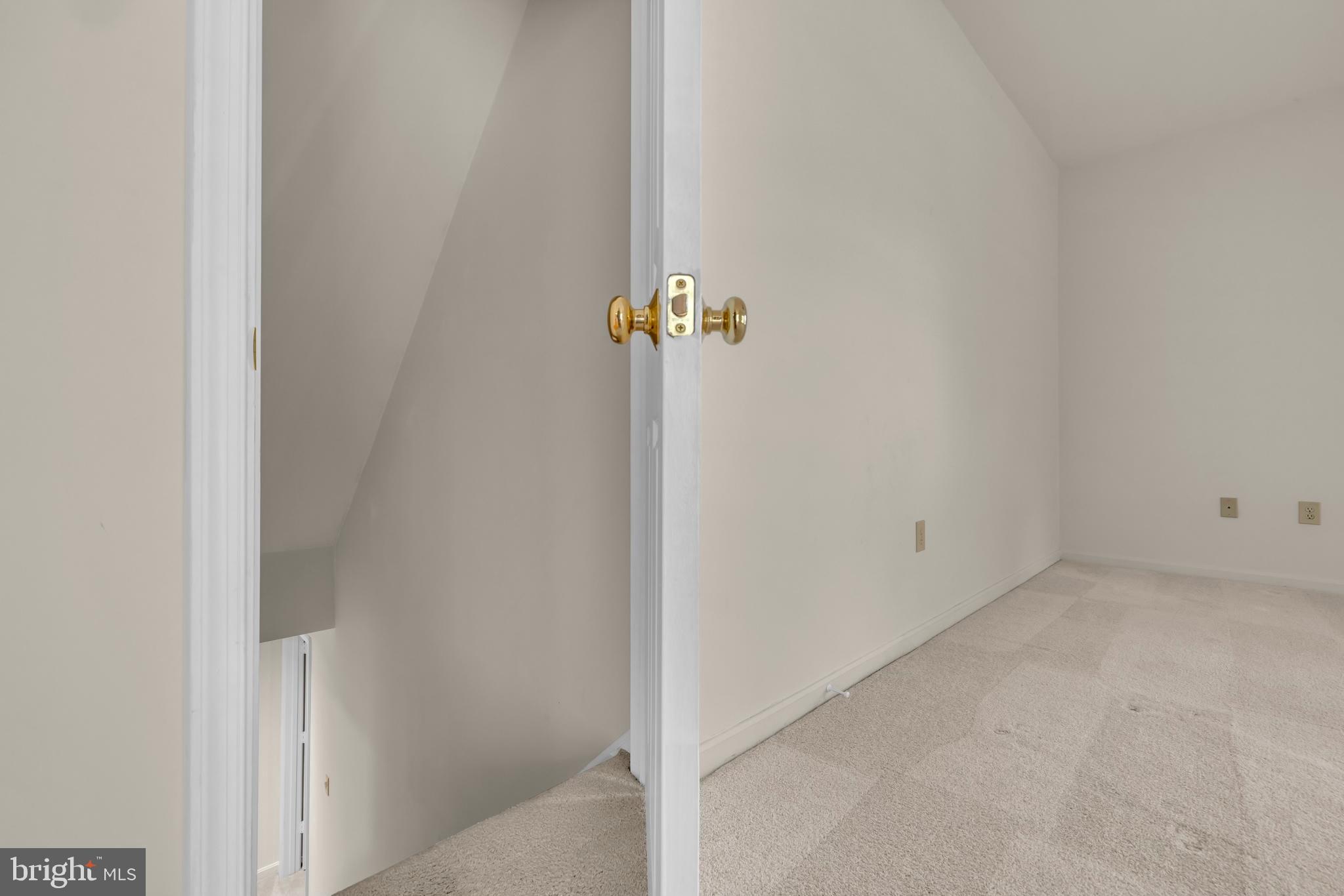 TASKERS CHANCE - Residential