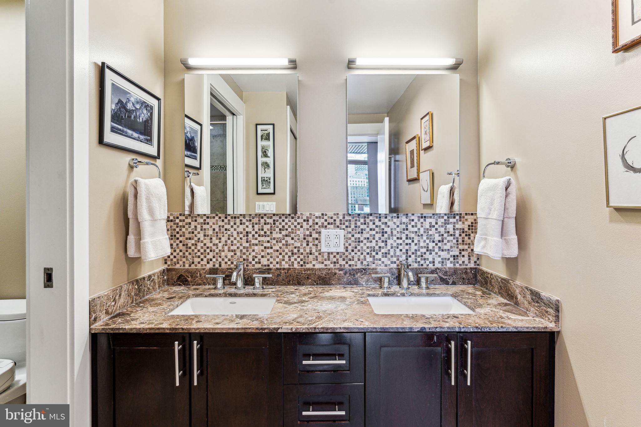 WASHINGTON SQ WEST - Residential