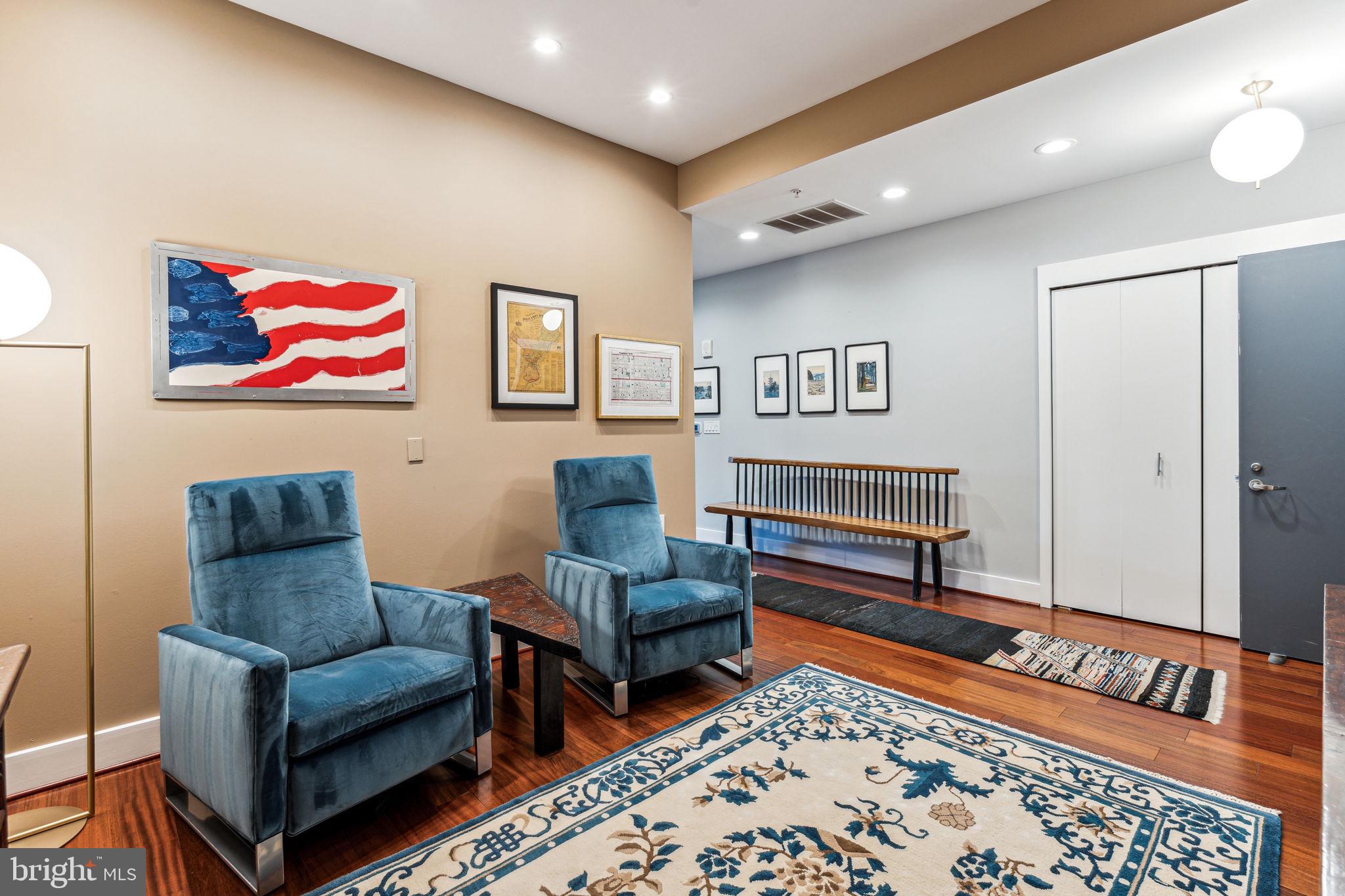 WASHINGTON SQ WEST - Residential