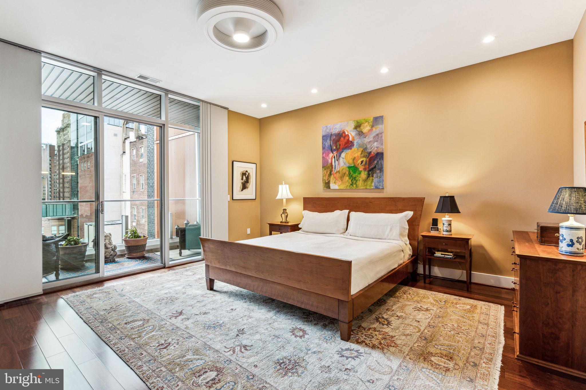 WASHINGTON SQ WEST - Residential