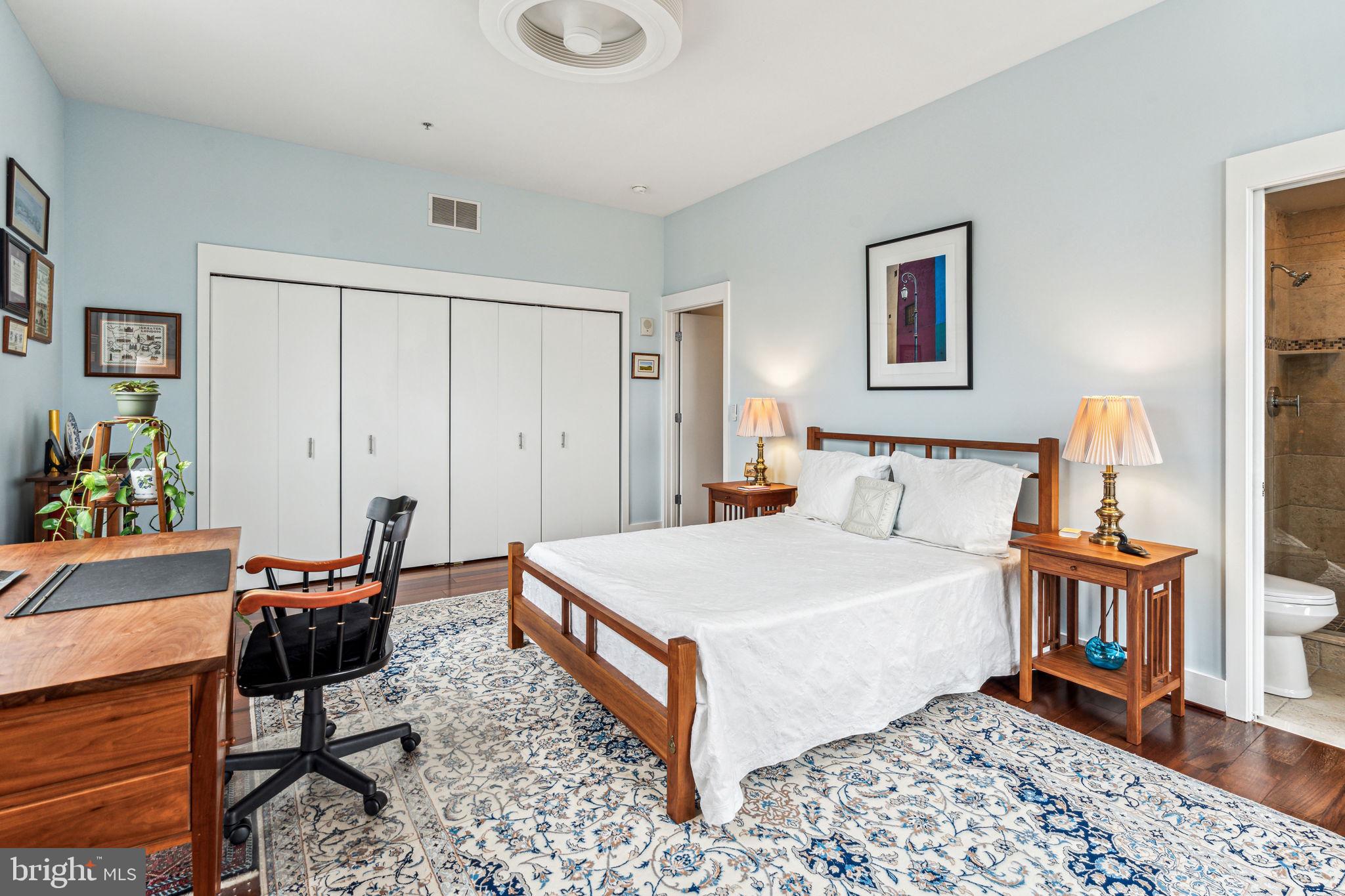 WASHINGTON SQ WEST - Residential