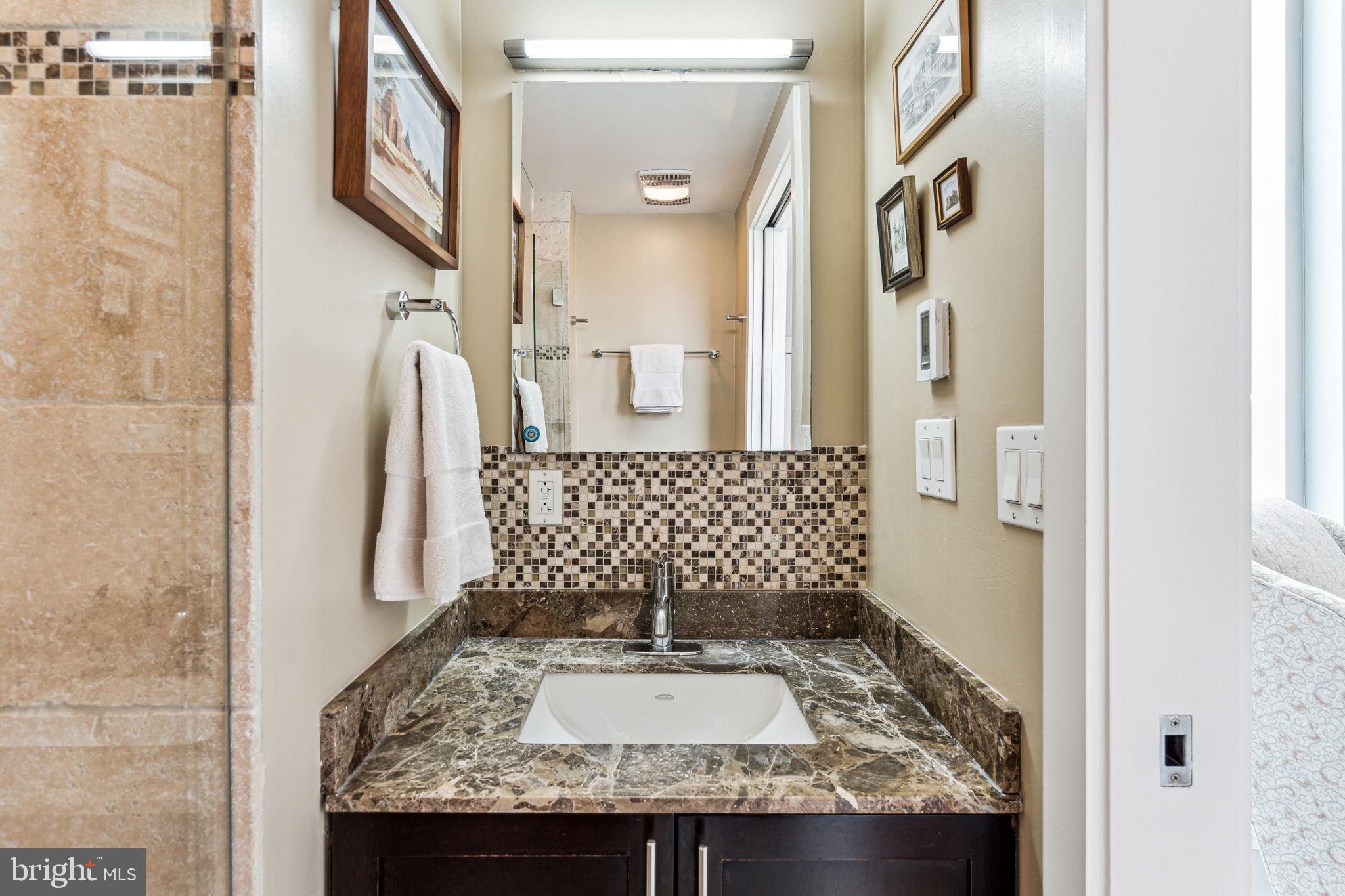 WASHINGTON SQ WEST - Residential