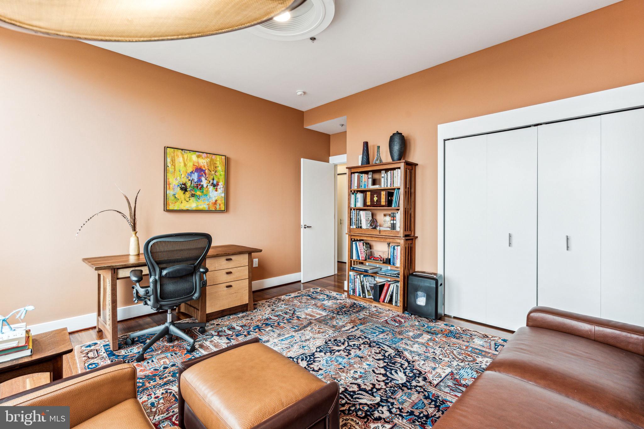 WASHINGTON SQ WEST - Residential