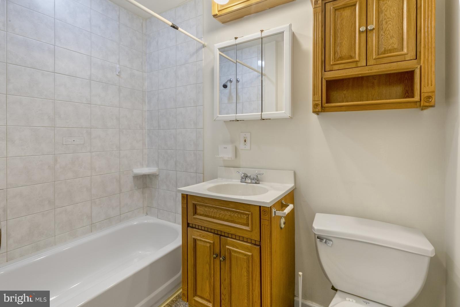 FISHTOWN - Residential Lease