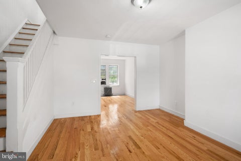 Townhouse For Rent - 1920 W Airdrie Street<br/> Philadelphia County, PHILADELPHIA, PA 19140