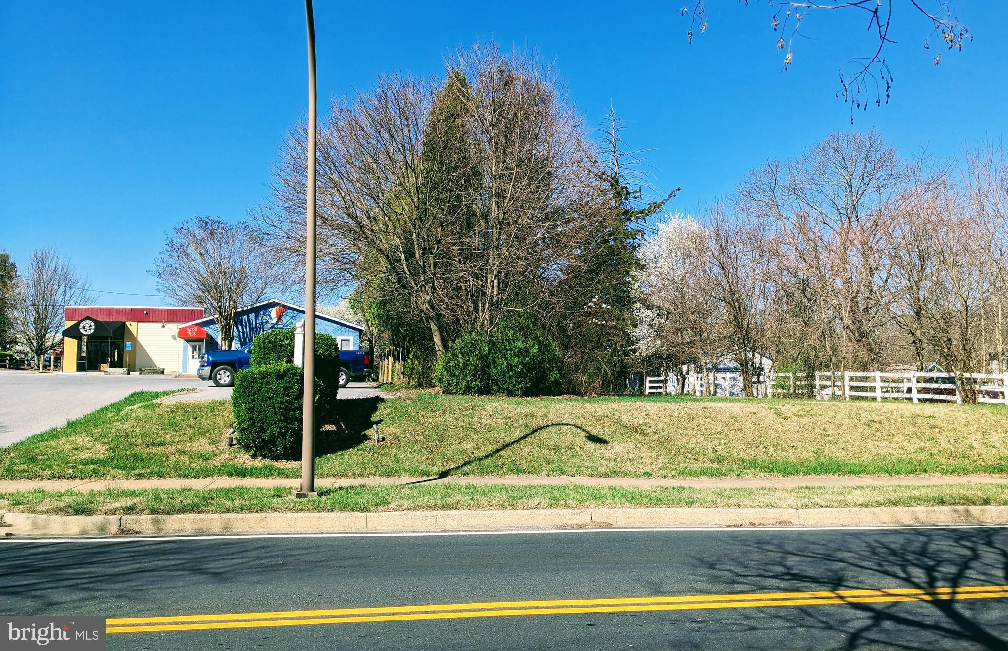 DAMASCUS OUTSIDE - Land