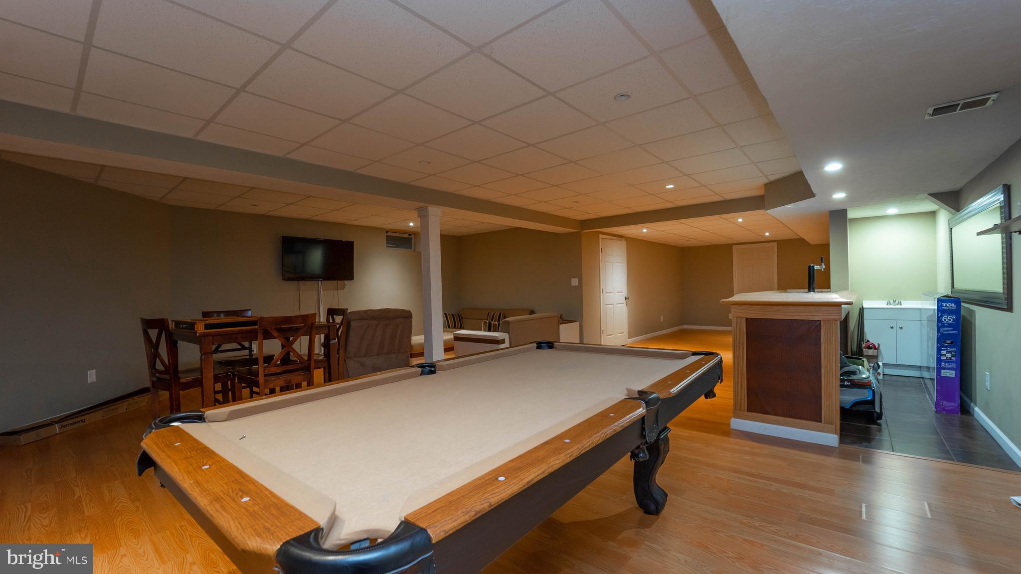 FARMINGTON WOODS - Residential