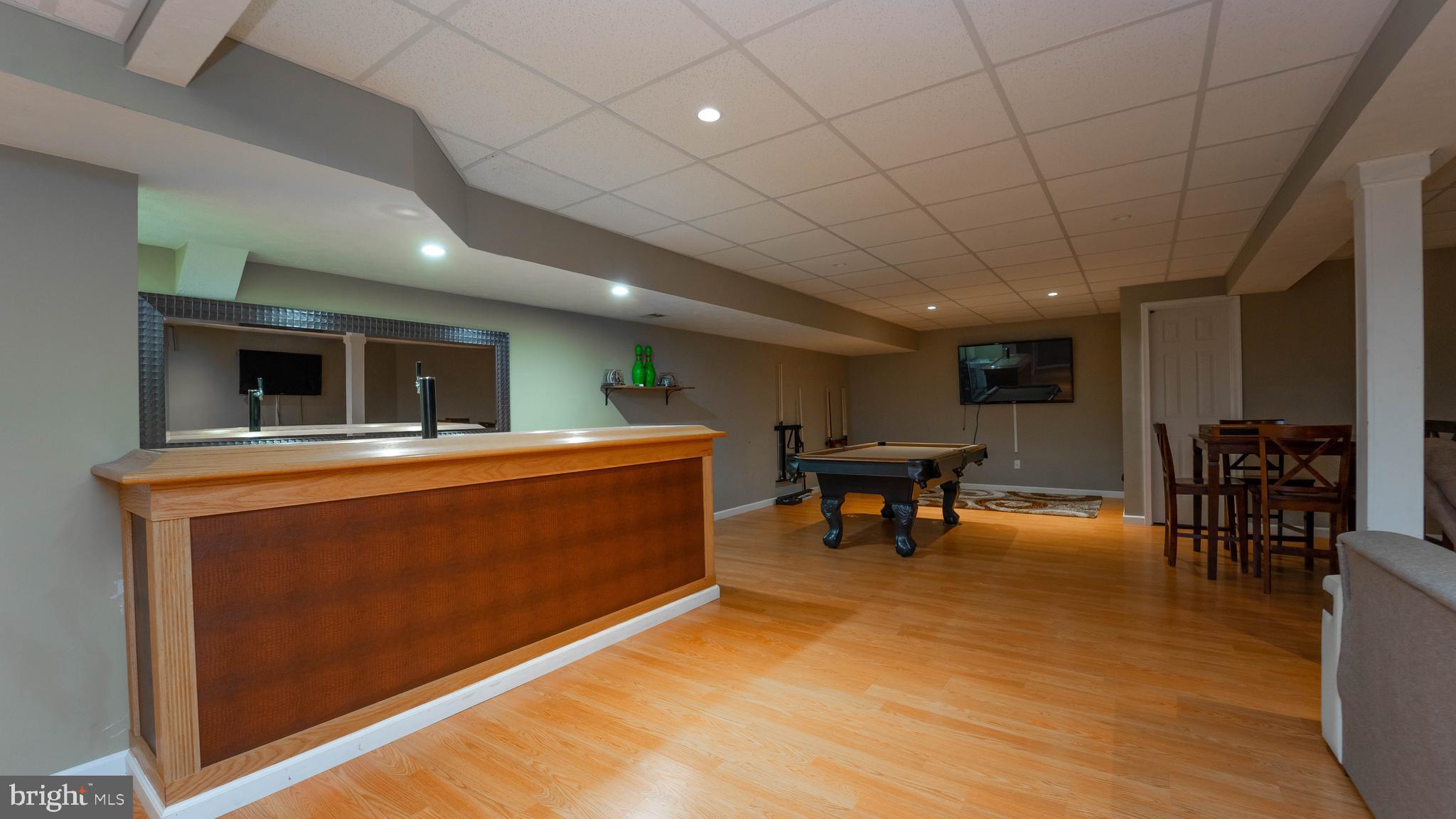 FARMINGTON WOODS - Residential