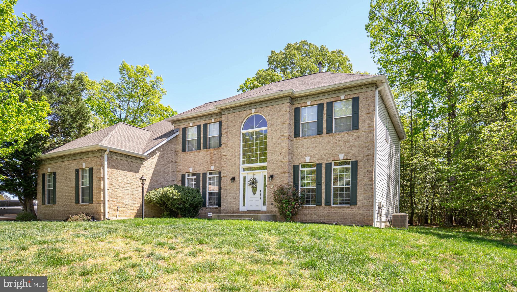 FARMINGTON WOODS - Residential