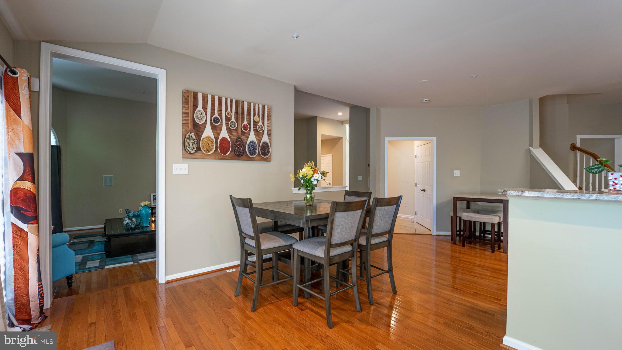 FARMINGTON WOODS - Residential