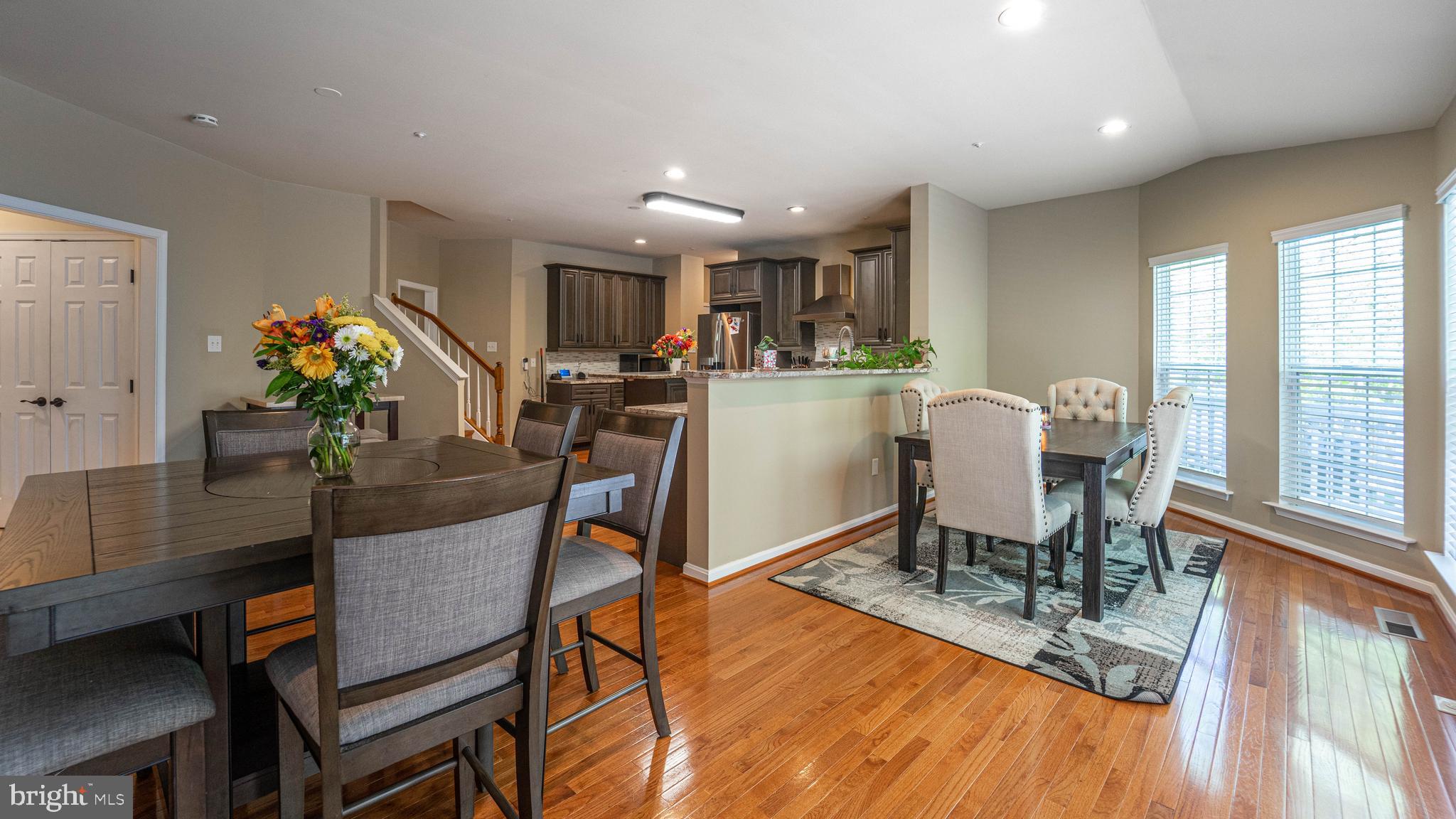 FARMINGTON WOODS - Residential