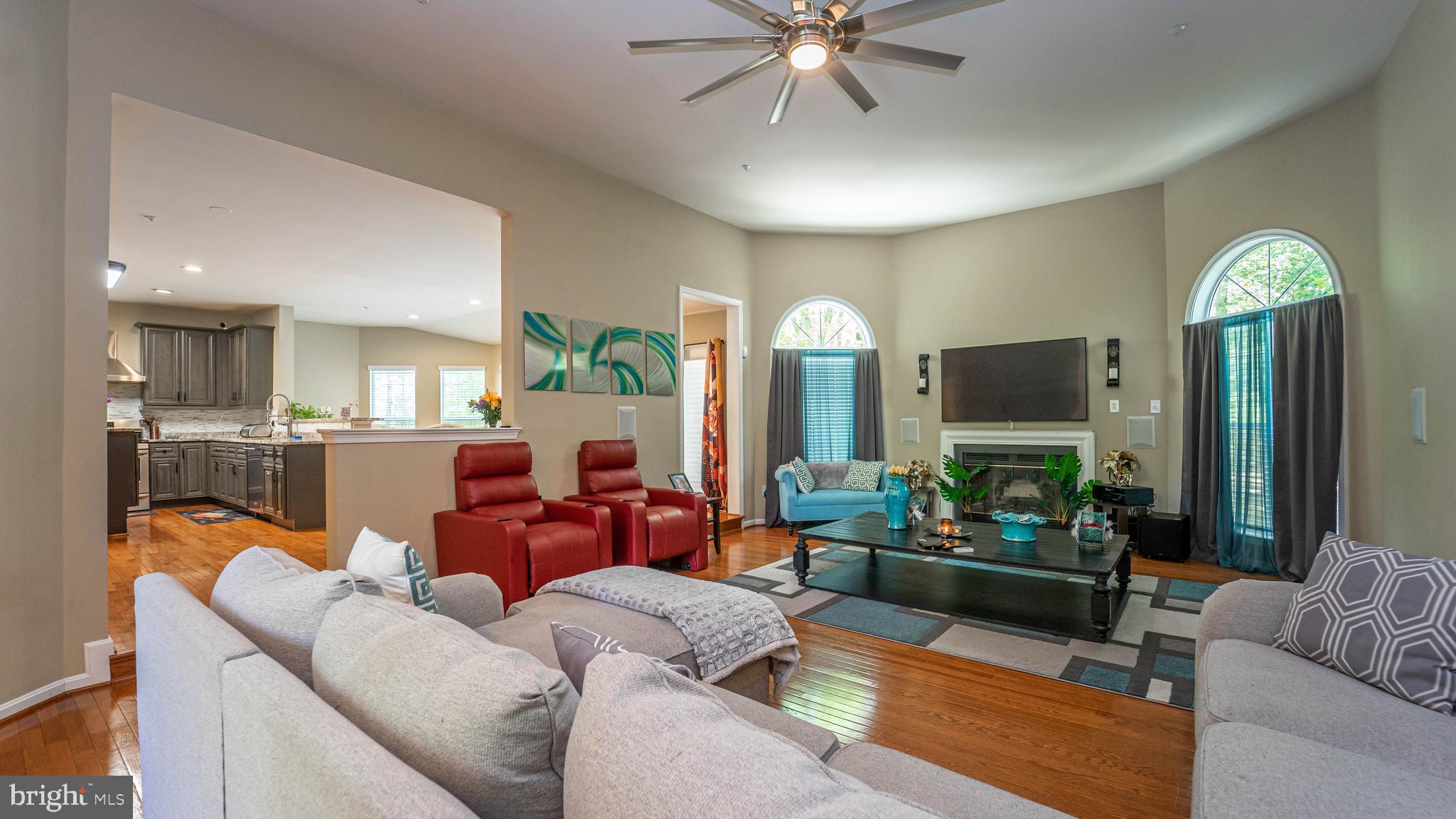 FARMINGTON WOODS - Residential