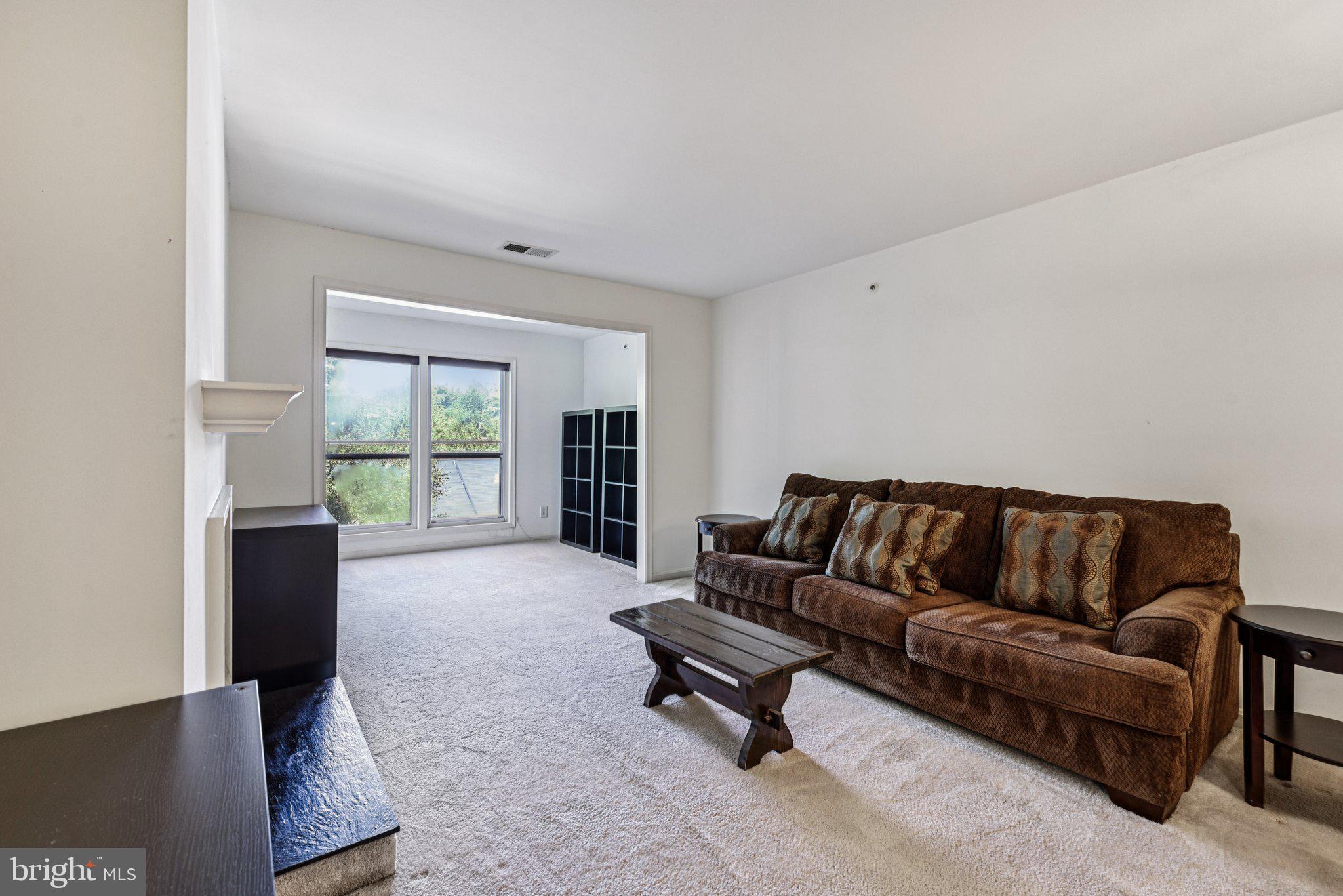 3176 SUMMIT SQUARE DRIVE 4-E3