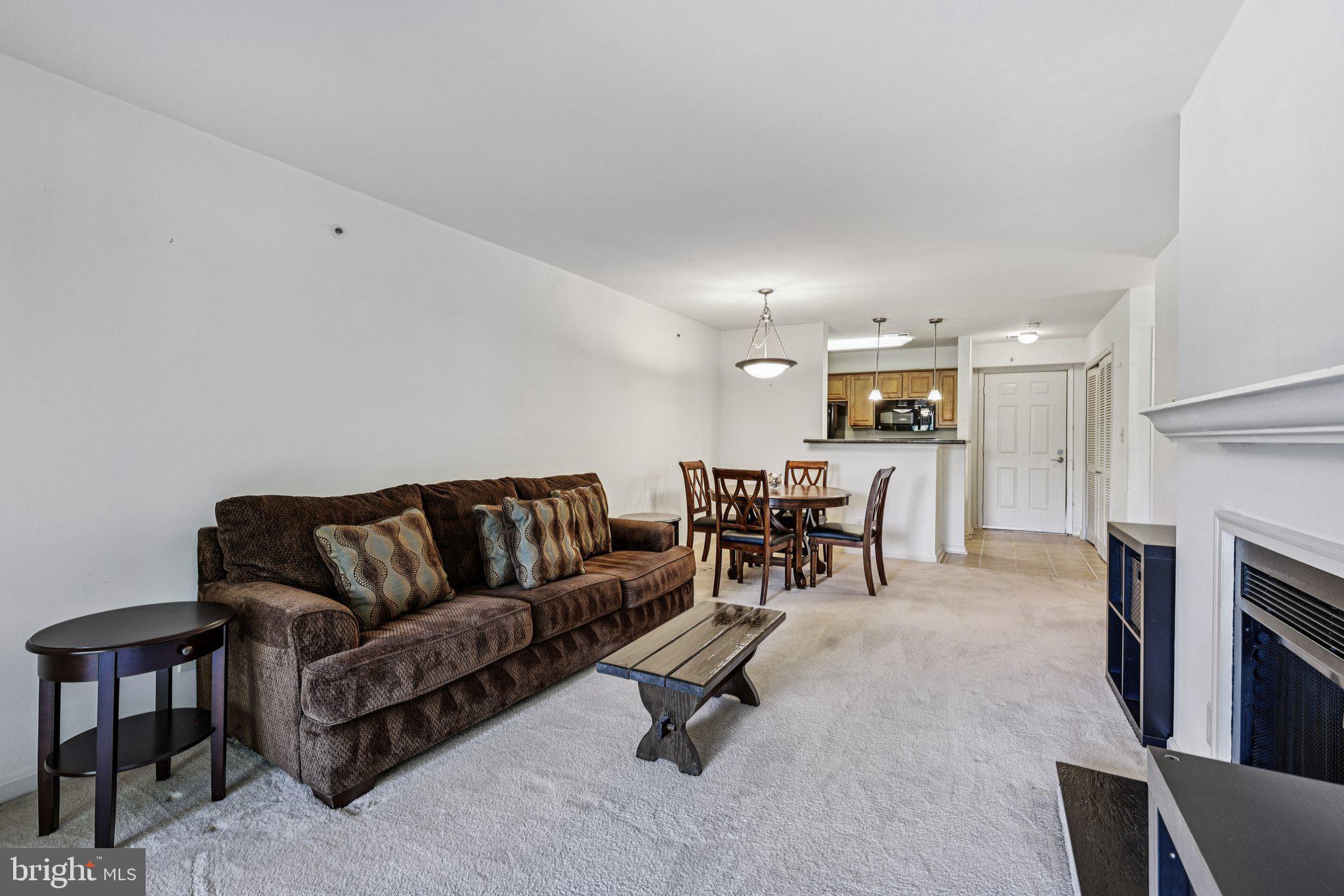 3176 SUMMIT SQUARE DRIVE 4-E3