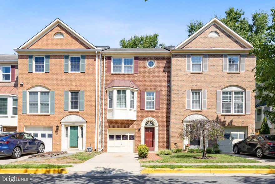 WOW! Amazing rental in Kingstowne! 3 bed, 2 full bath 2 half bath 1 car garage townhome!Available immediately. Located in Landsdowne community minutes from everything! Island Creek elementary, Hayfield secondary/high school. Eat in kitchen with bump out! Huge wooden deck and patio! Connecting stairs. Pets on case by case basis. Preference for multi-year lease.