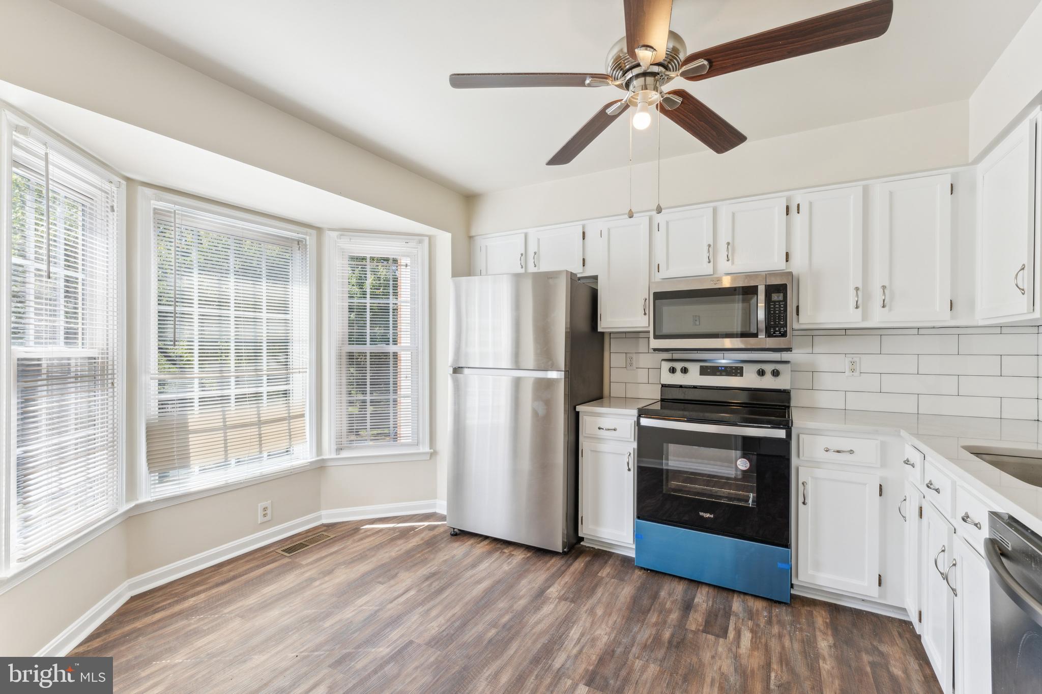 LANDSDOWNE - Residential Lease