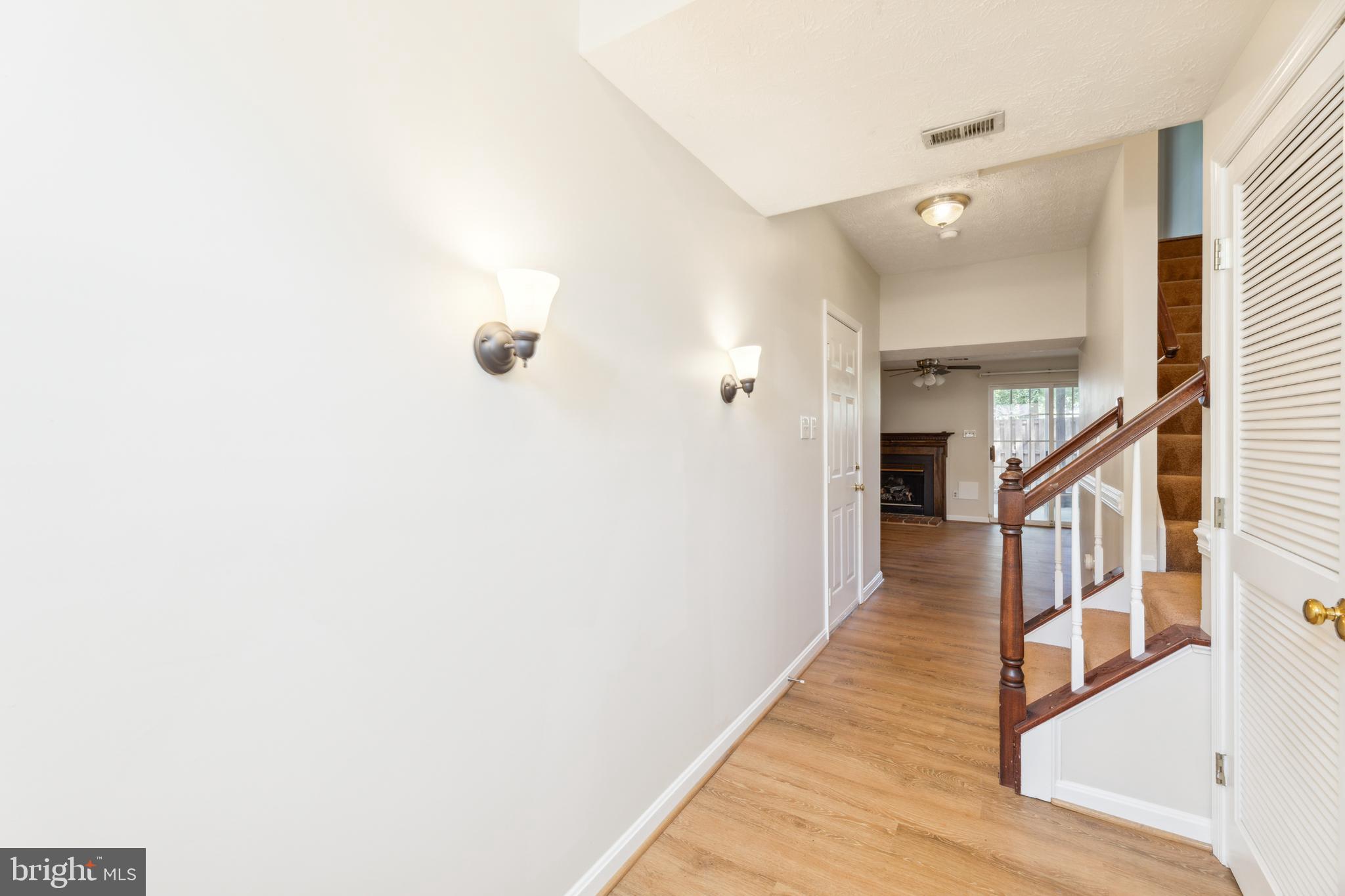 LANDSDOWNE - Residential Lease