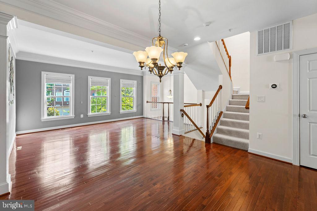 1627 WHITEHALL DRIVE